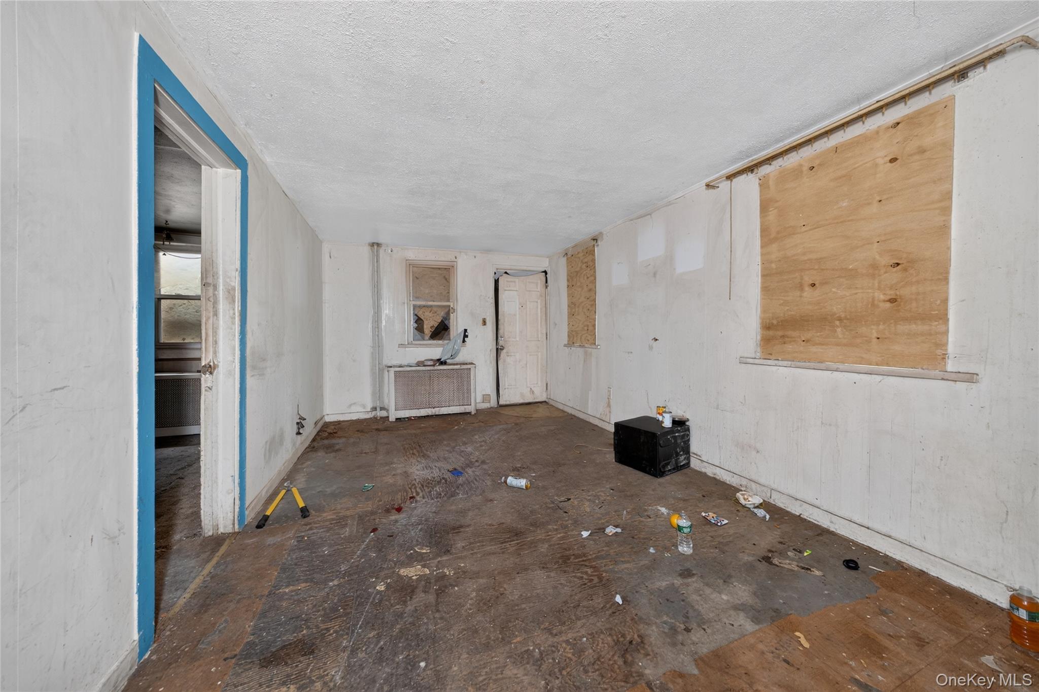 Single Family Best Street  Nassau County, NY 11520, MLS-1022091-7