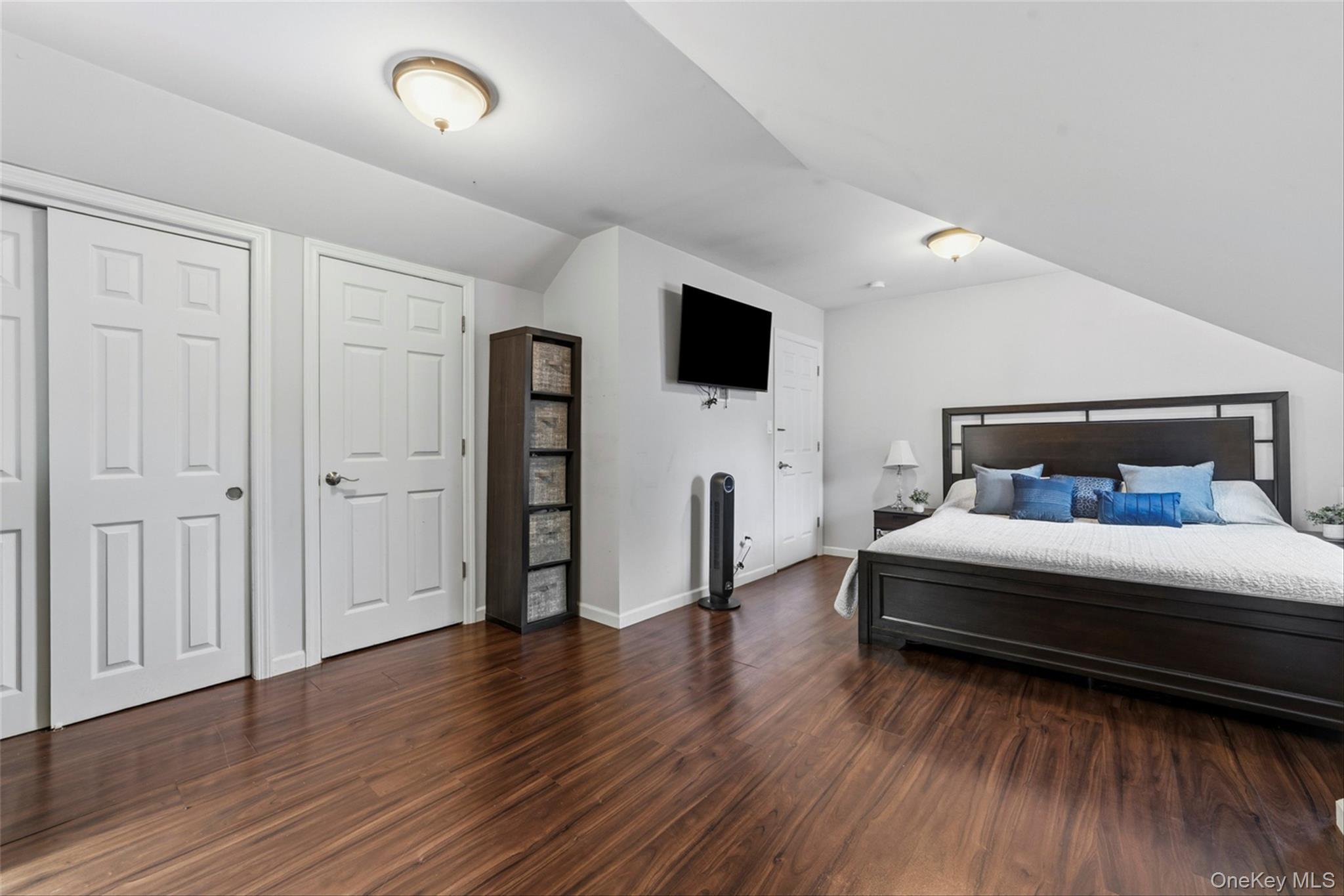 Single Family Lincoln Terrace Westchester County, NY 10566, MLS-1022124-16