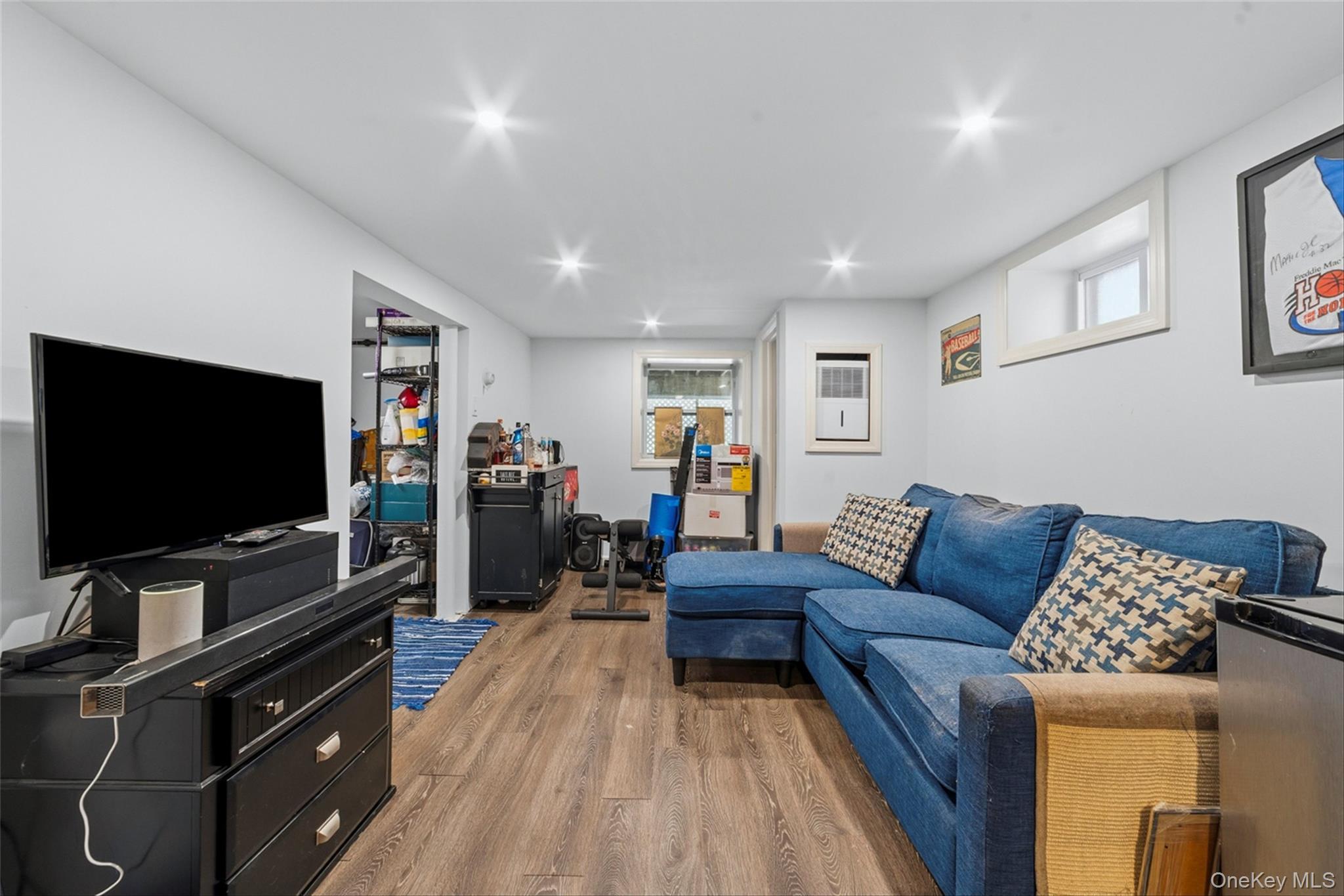 Single Family Lincoln Terrace Westchester County, NY 10566, MLS-1022124-20