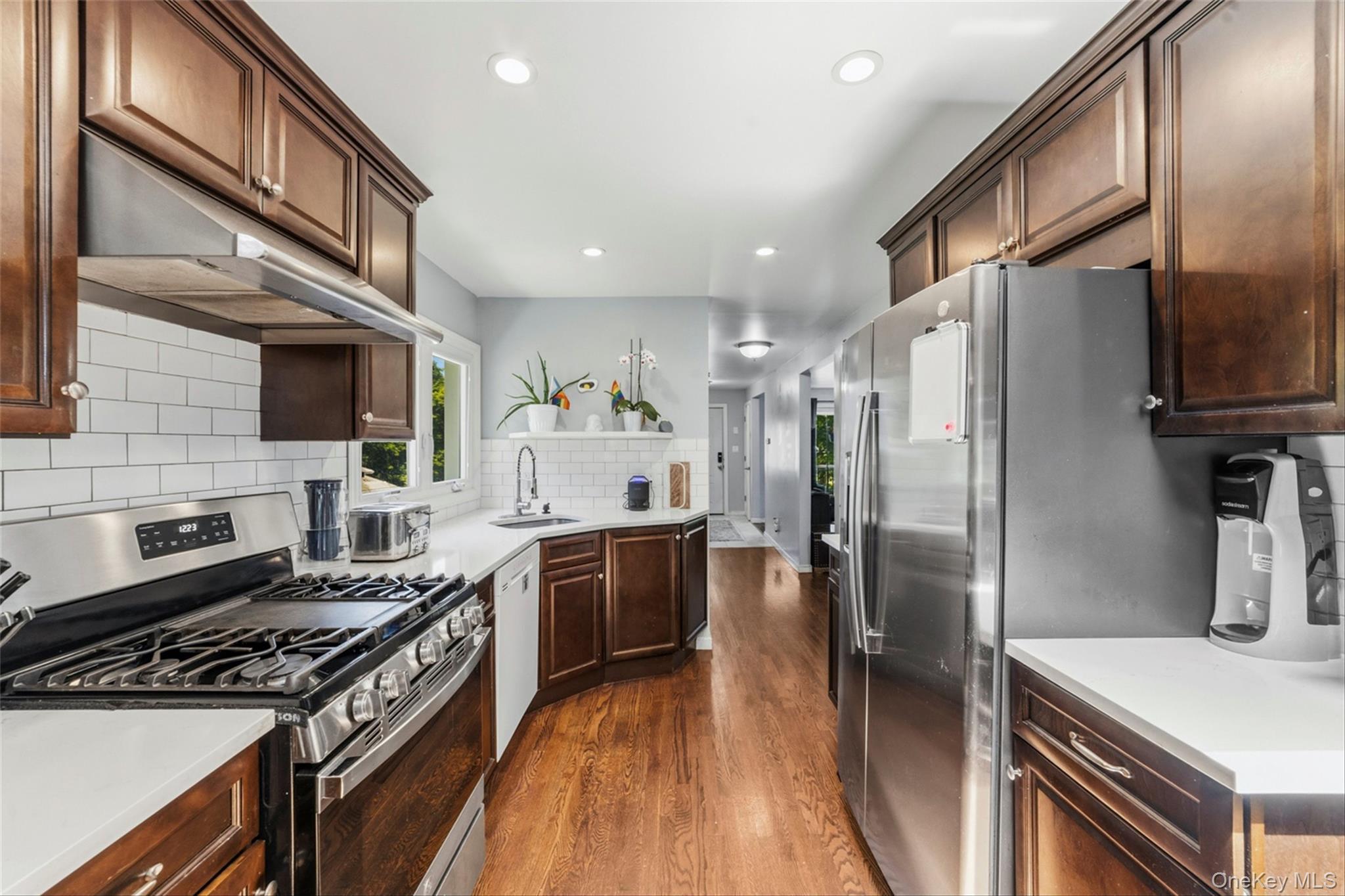 Single Family Lincoln Terrace Westchester County, NY 10566, MLS-1022124-5