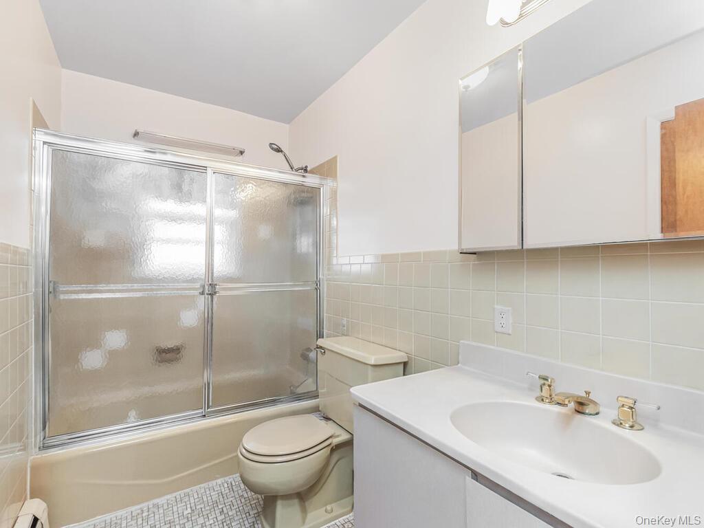 Single Family Shonnard Terrace Westchester County, NY 10701, MLS-1022145-12