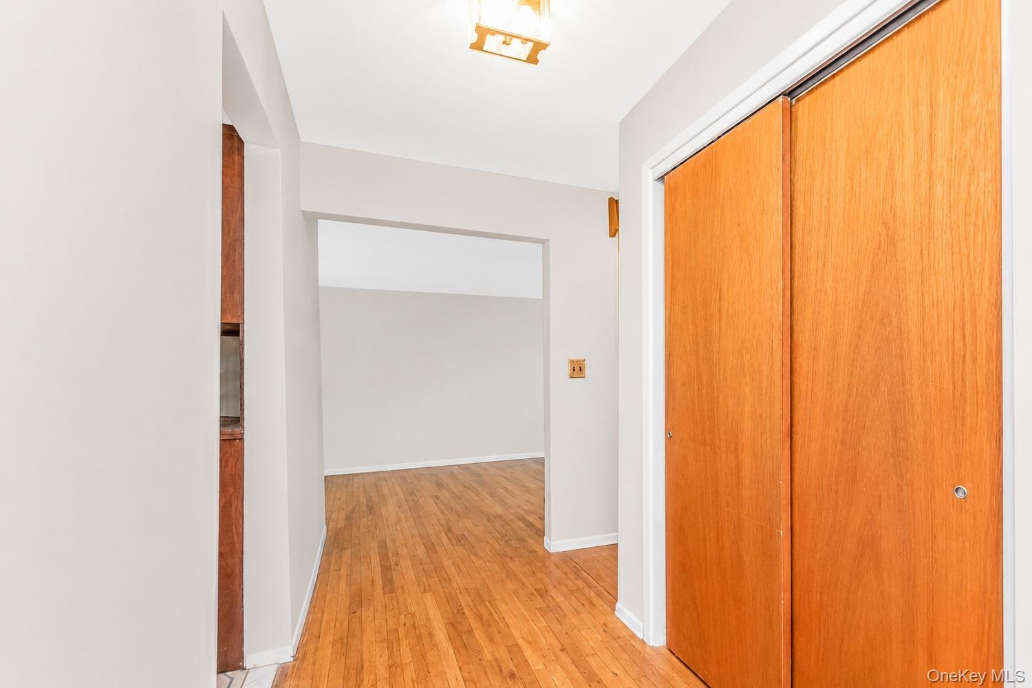 Single Family Shonnard Terrace Westchester County, NY 10701, MLS-1022145-14