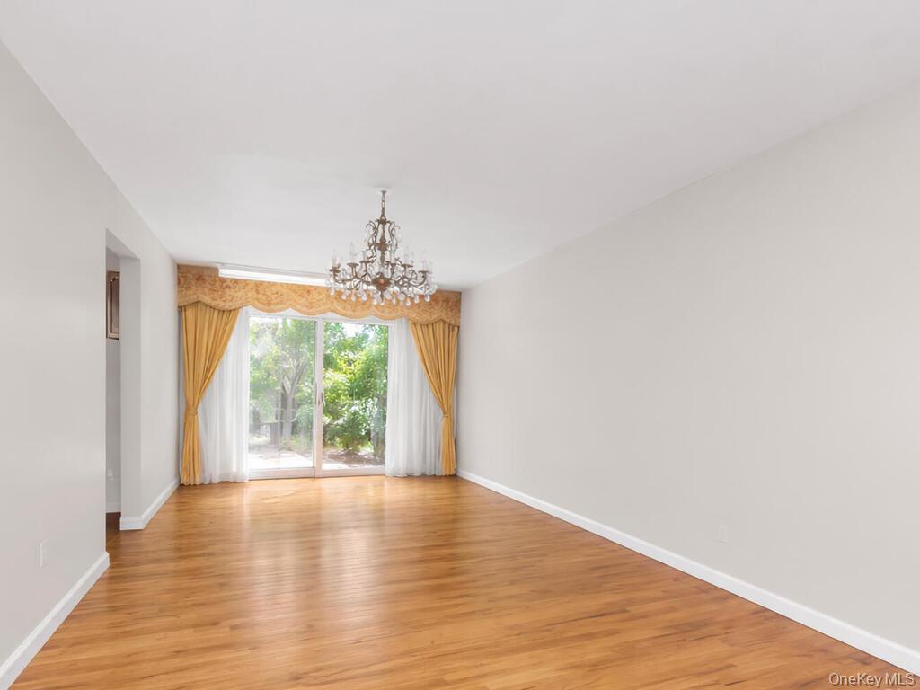 Single Family Shonnard Terrace Westchester County, NY 10701, MLS-1022145-3