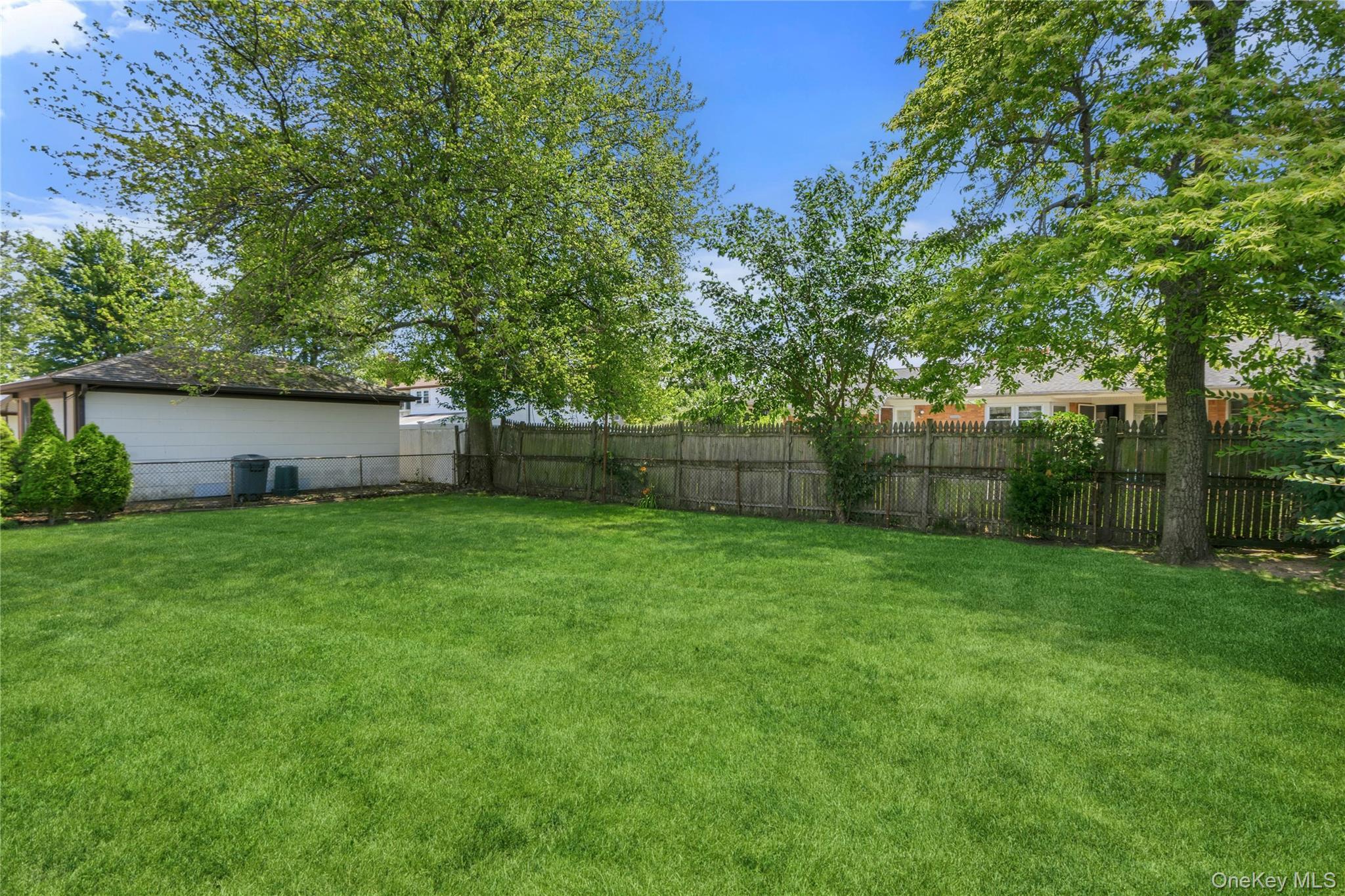 Single Family Liszt Street  Nassau County, NY 11801, MLS-1022152-16