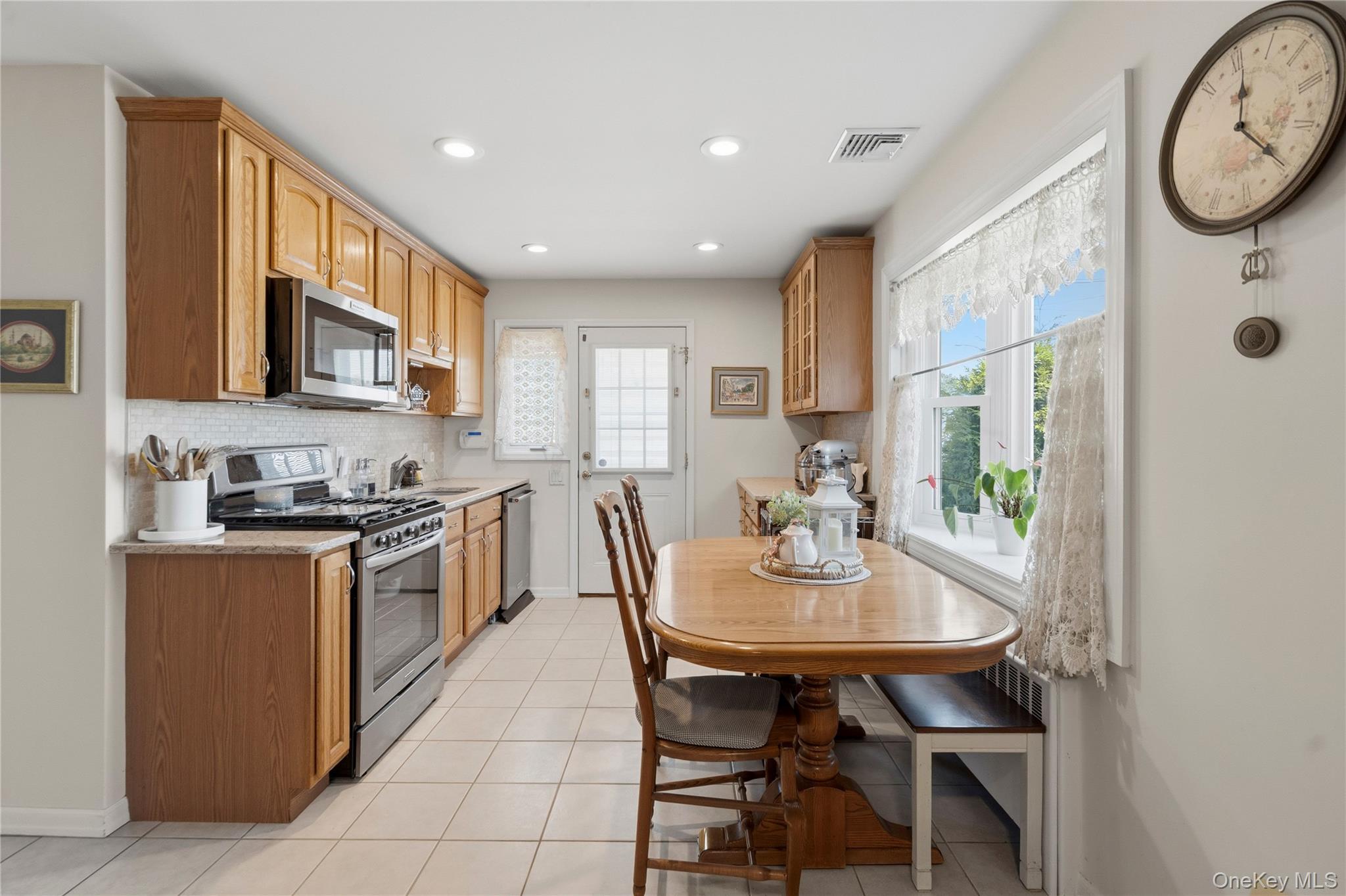 Single Family Liszt Street  Nassau County, NY 11801, MLS-1022152-4