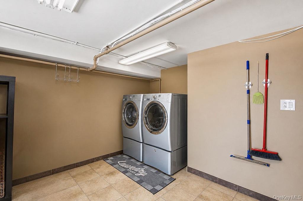 Single Family 91st Street Queens, NY 11414, MLS-1022175-21