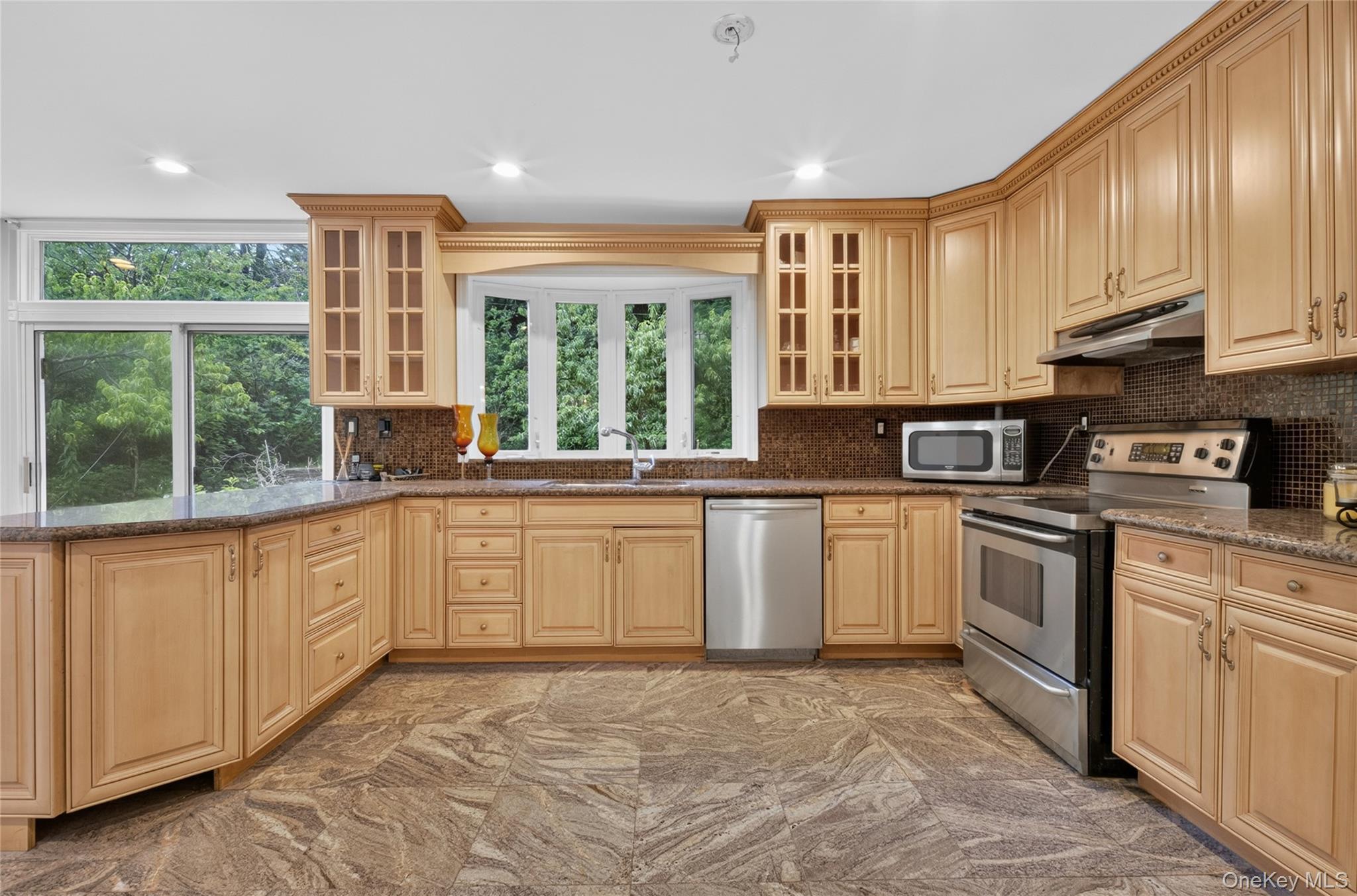 Single Family Douglaston Parkway Queens, NY 11362, MLS-1022188-13