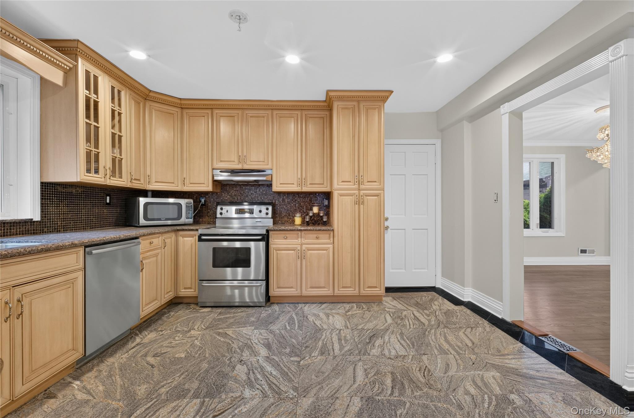 Single Family Douglaston Parkway Queens, NY 11362, MLS-1022188-14
