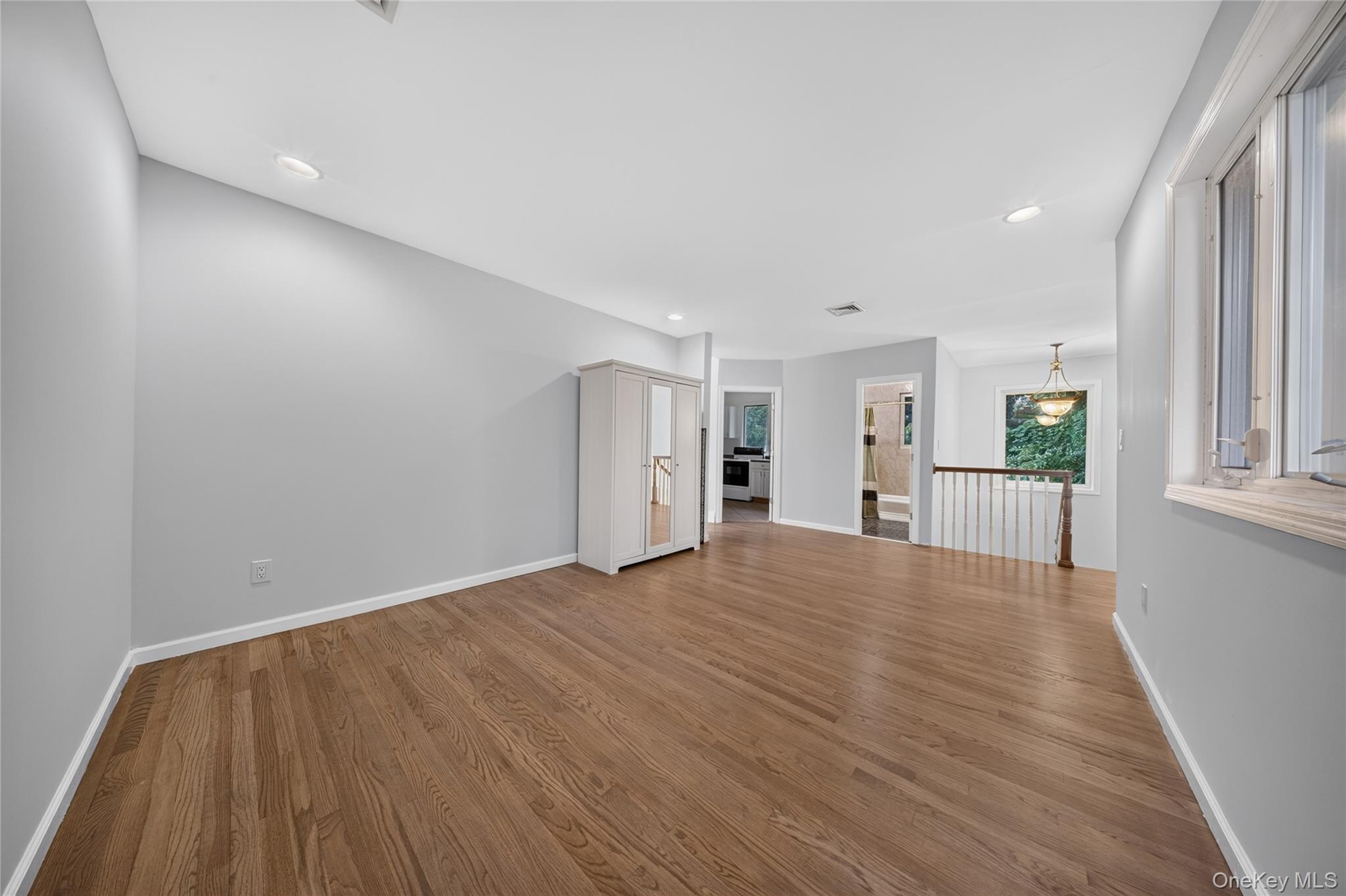 Single Family Douglaston Parkway Queens, NY 11362, MLS-1022188-23