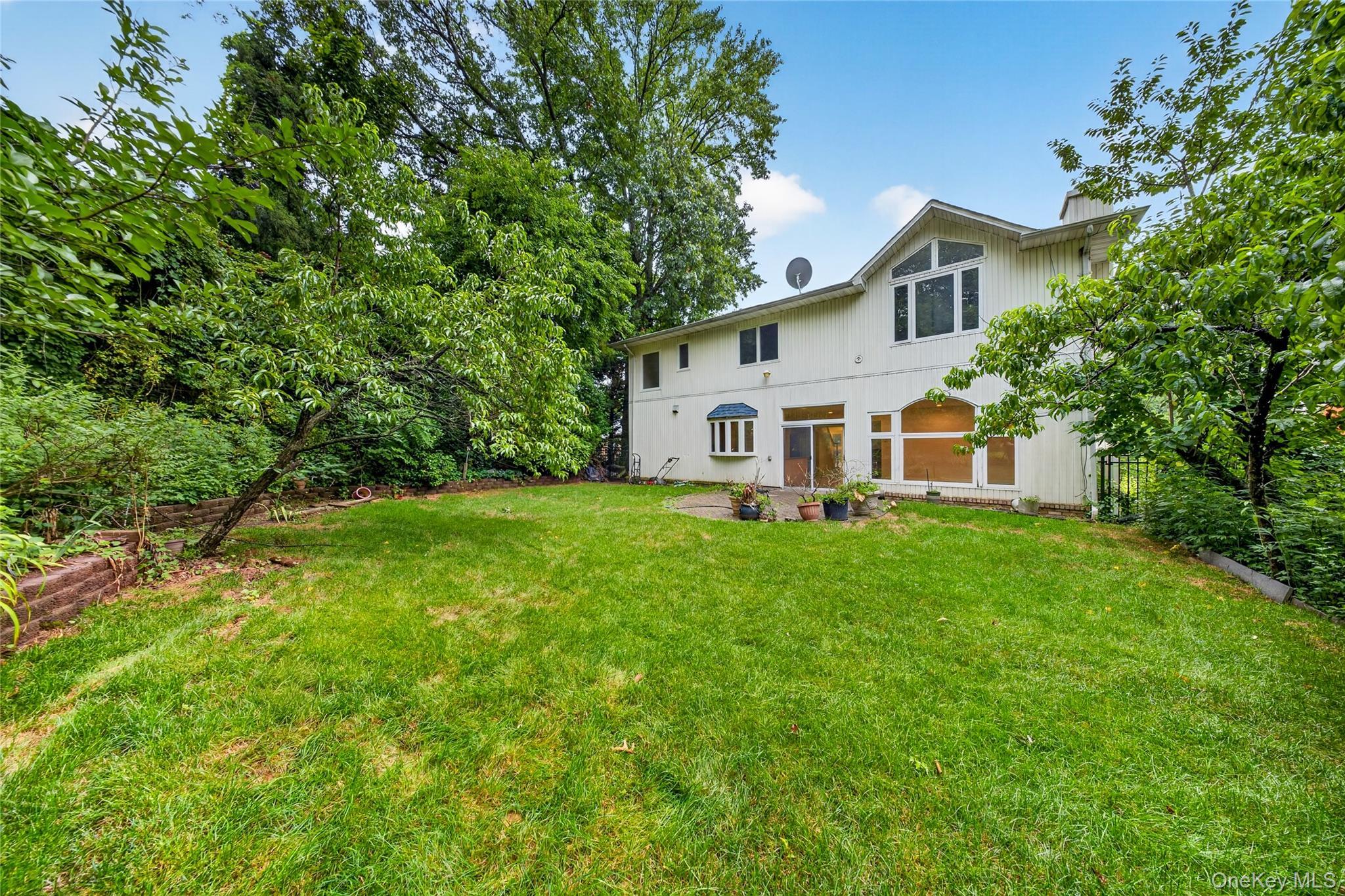 Single Family Douglaston Parkway Queens, NY 11362, MLS-1022188-37
