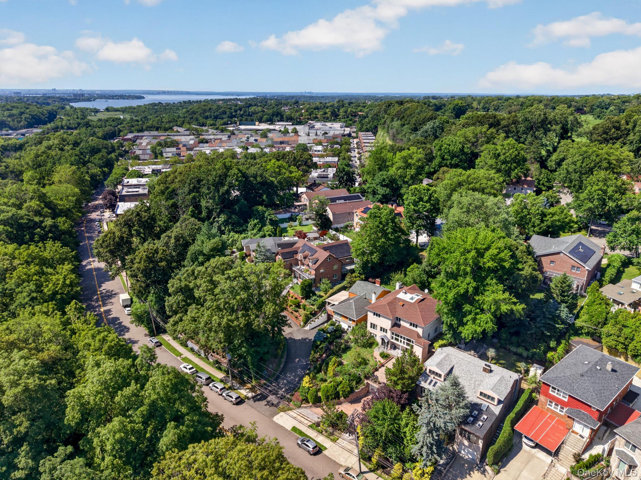Single Family Douglaston Parkway  Queens, NY 11362, MLS-1022188-40