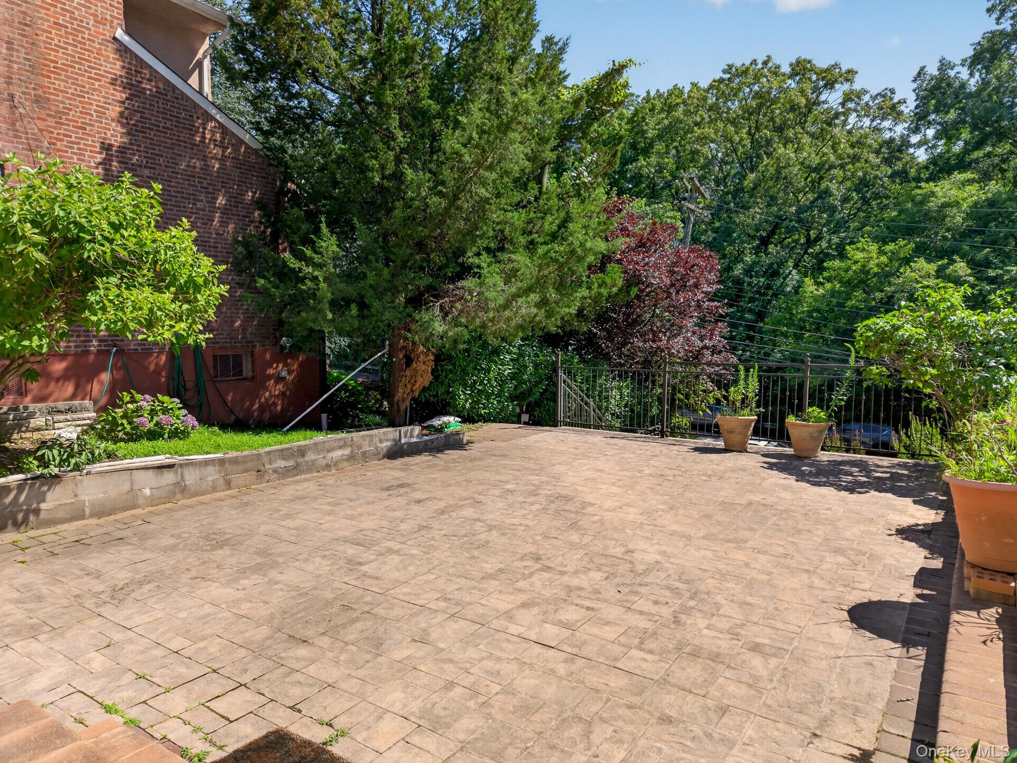 Single Family Douglaston Parkway Queens, NY 11362, MLS-1022188-5