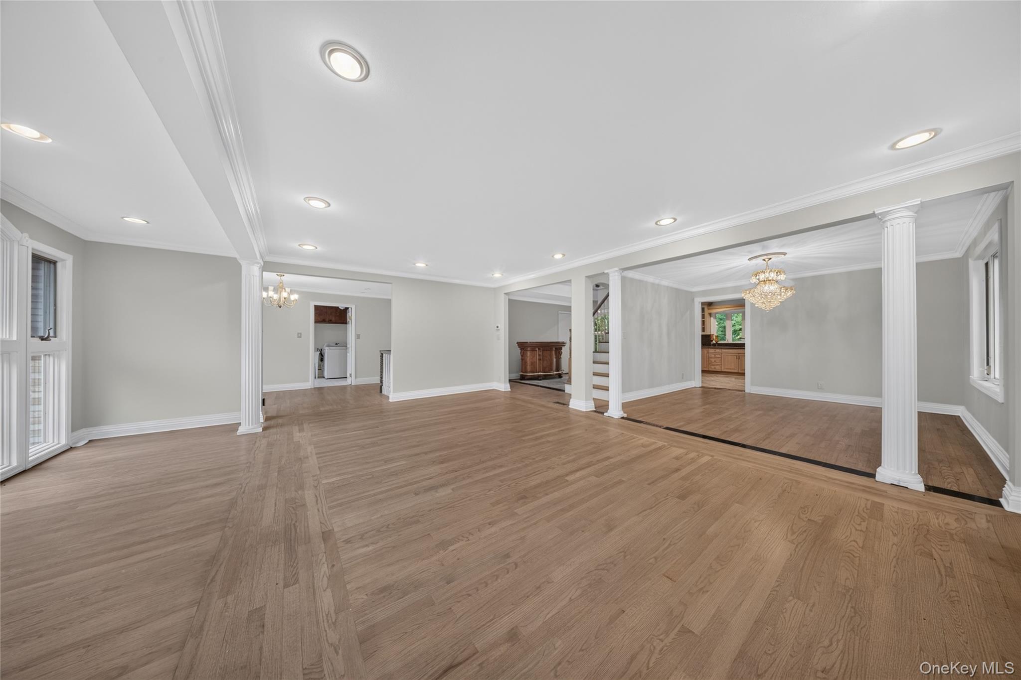 Single Family Douglaston Parkway Queens, NY 11362, MLS-1022188-7
