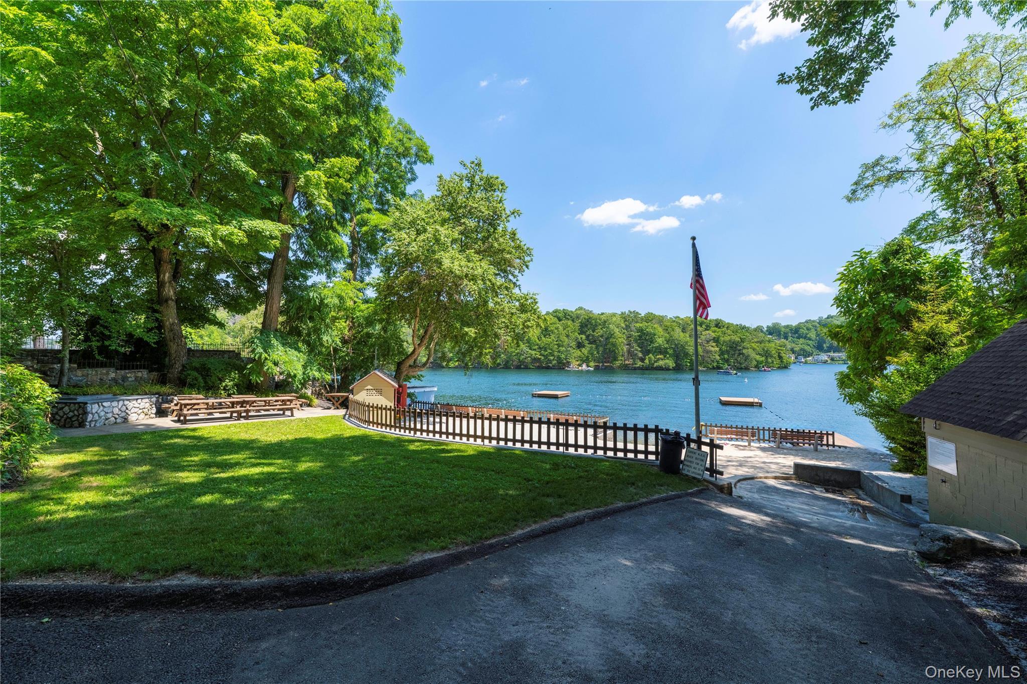 Single Family W Lake Boulevard Putnam County, NY 10541, MLS-1022197-37