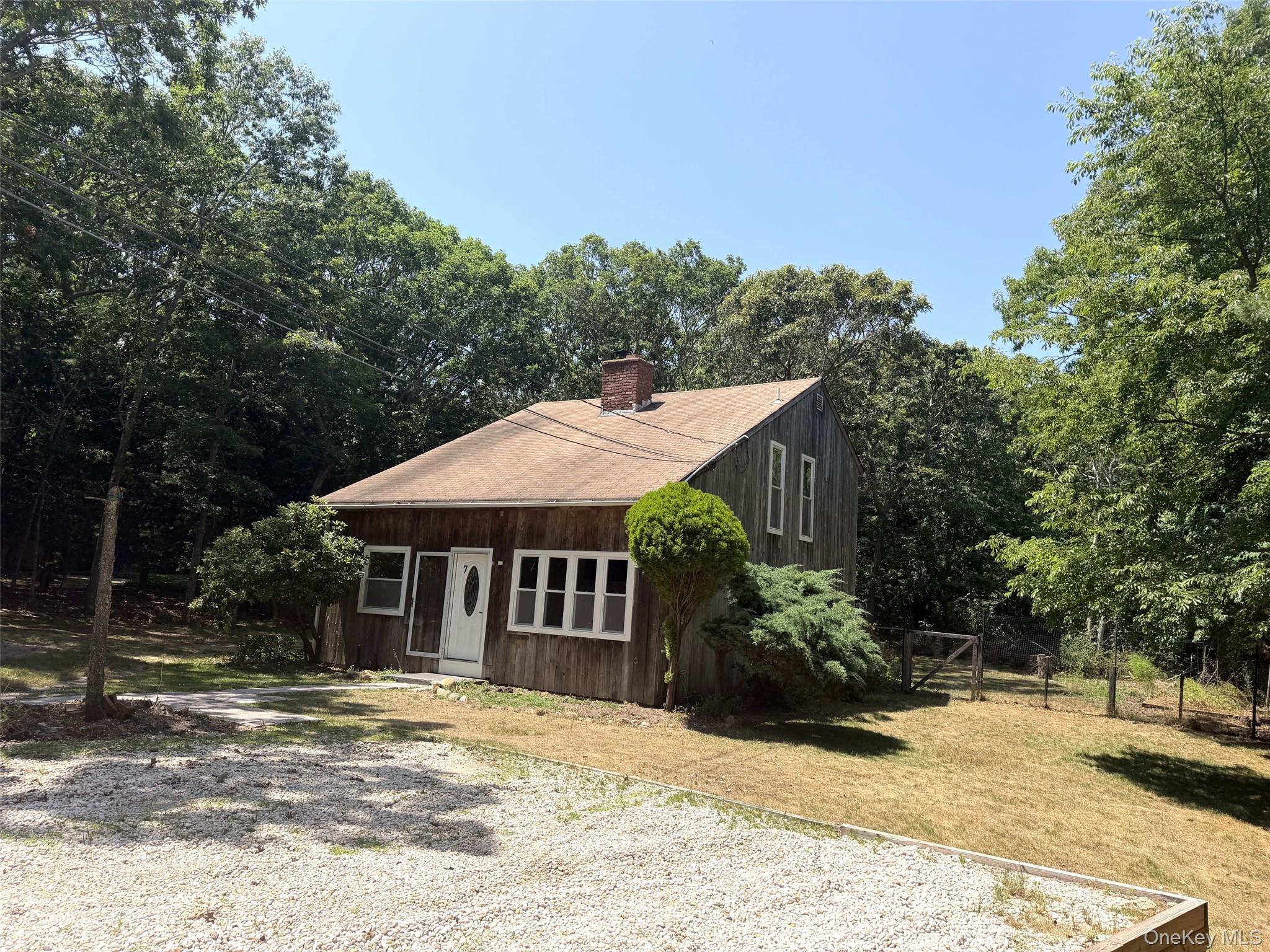 Single Family Albertines Lane Suffolk County, NY 11937, MLS-1022210-15