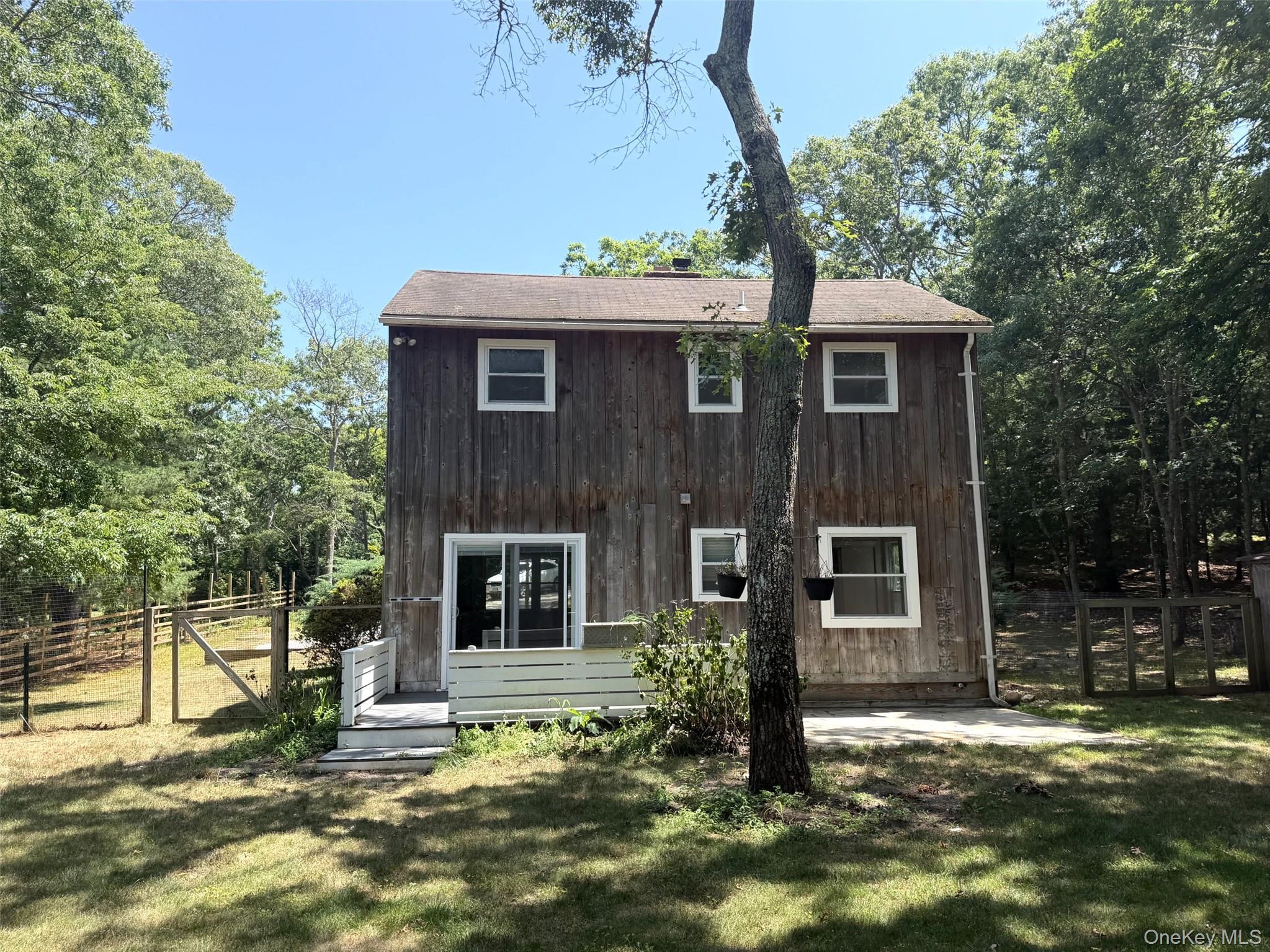 Single Family Albertines Lane Suffolk County, NY 11937, MLS-1022210-16