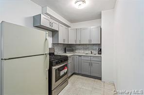 Apartment Parsons Boulevard Queens, NY 11432, MLS-1022221-11