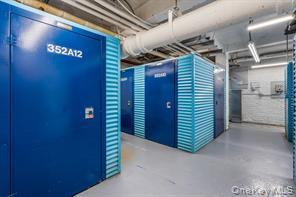 Apartment Parsons Boulevard  Queens, NY 11432, MLS-1022221-15