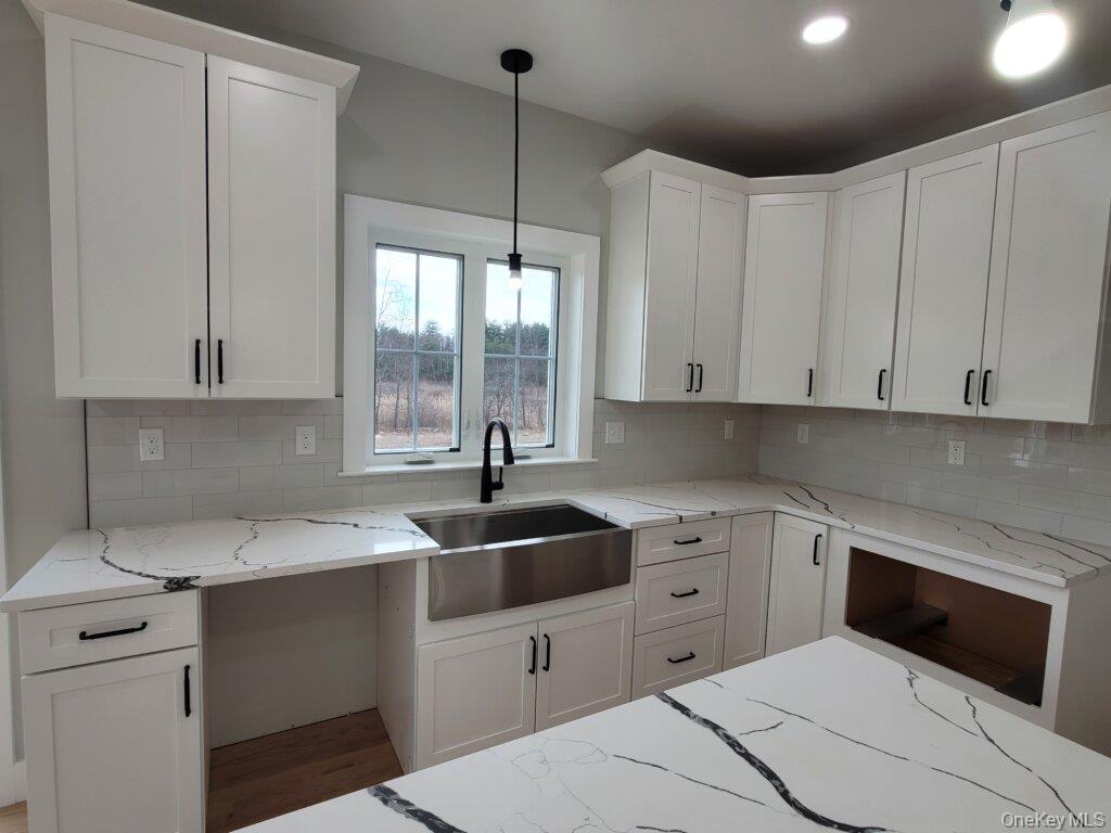 Single Family Beeblossom Court Orange County, NY 10973, MLS-1022226-8