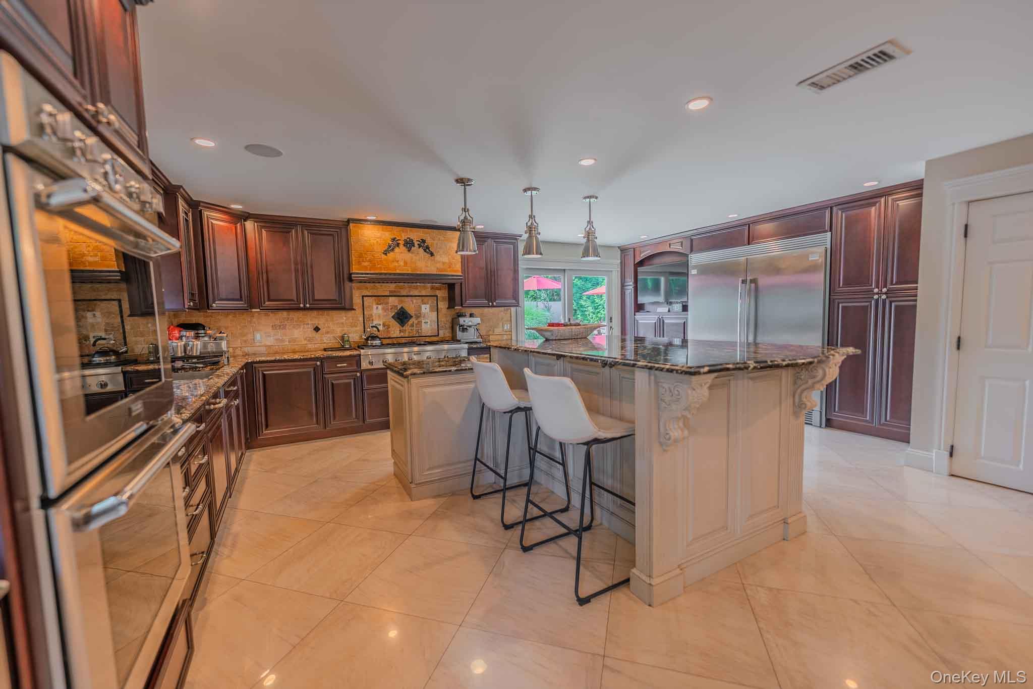 Single Family Feather Lane  Suffolk County, NY 11725, MLS-1022234-10