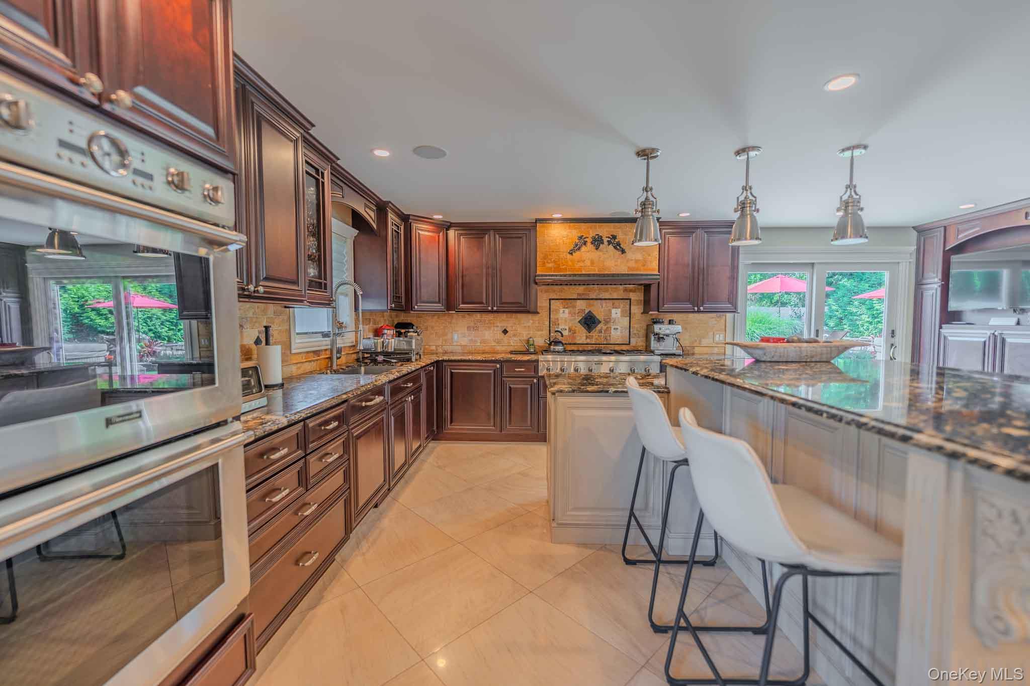 Single Family Feather Lane  Suffolk County, NY 11725, MLS-1022234-11