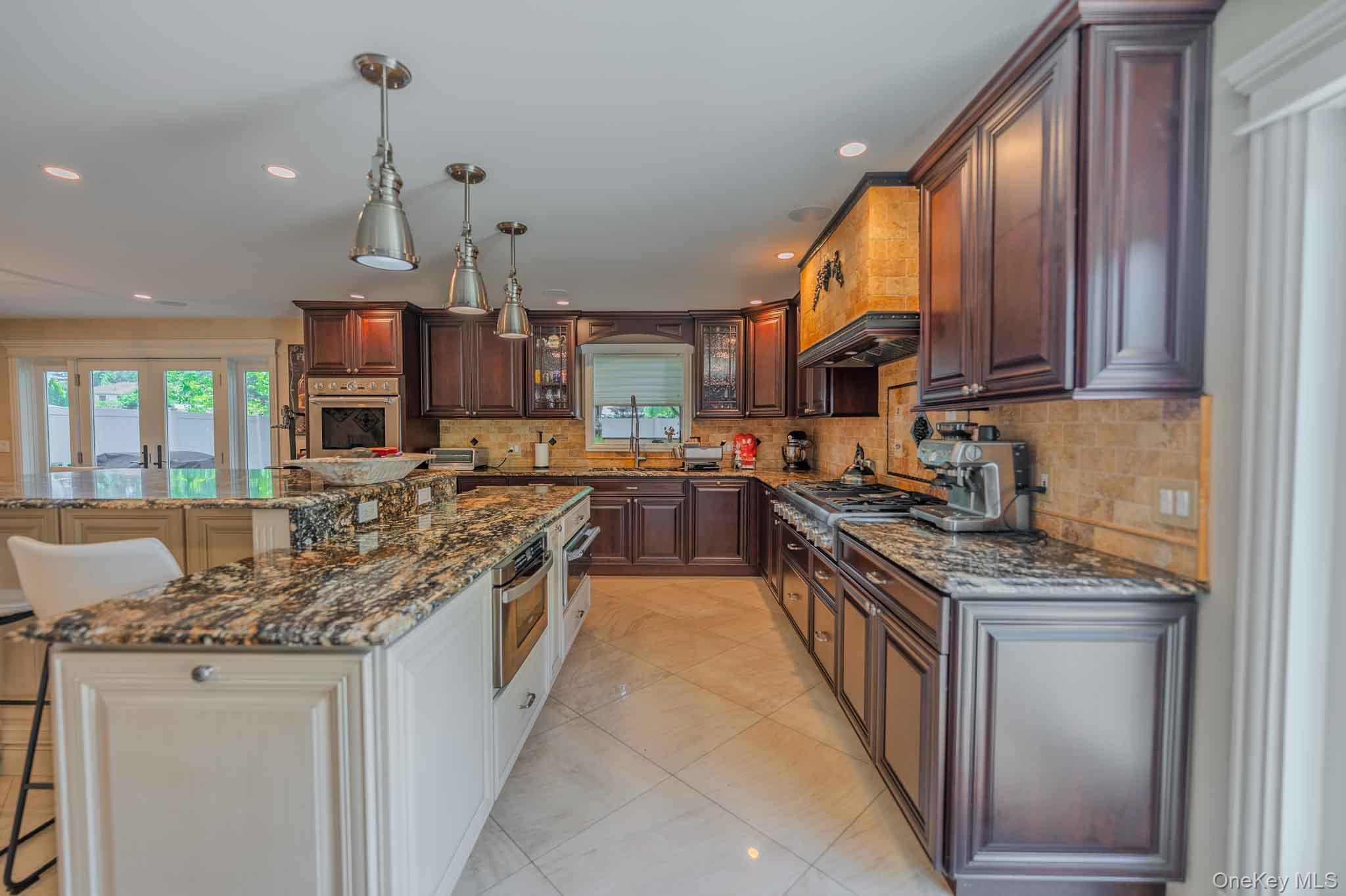 Single Family Feather Lane  Suffolk County, NY 11725, MLS-1022234-13