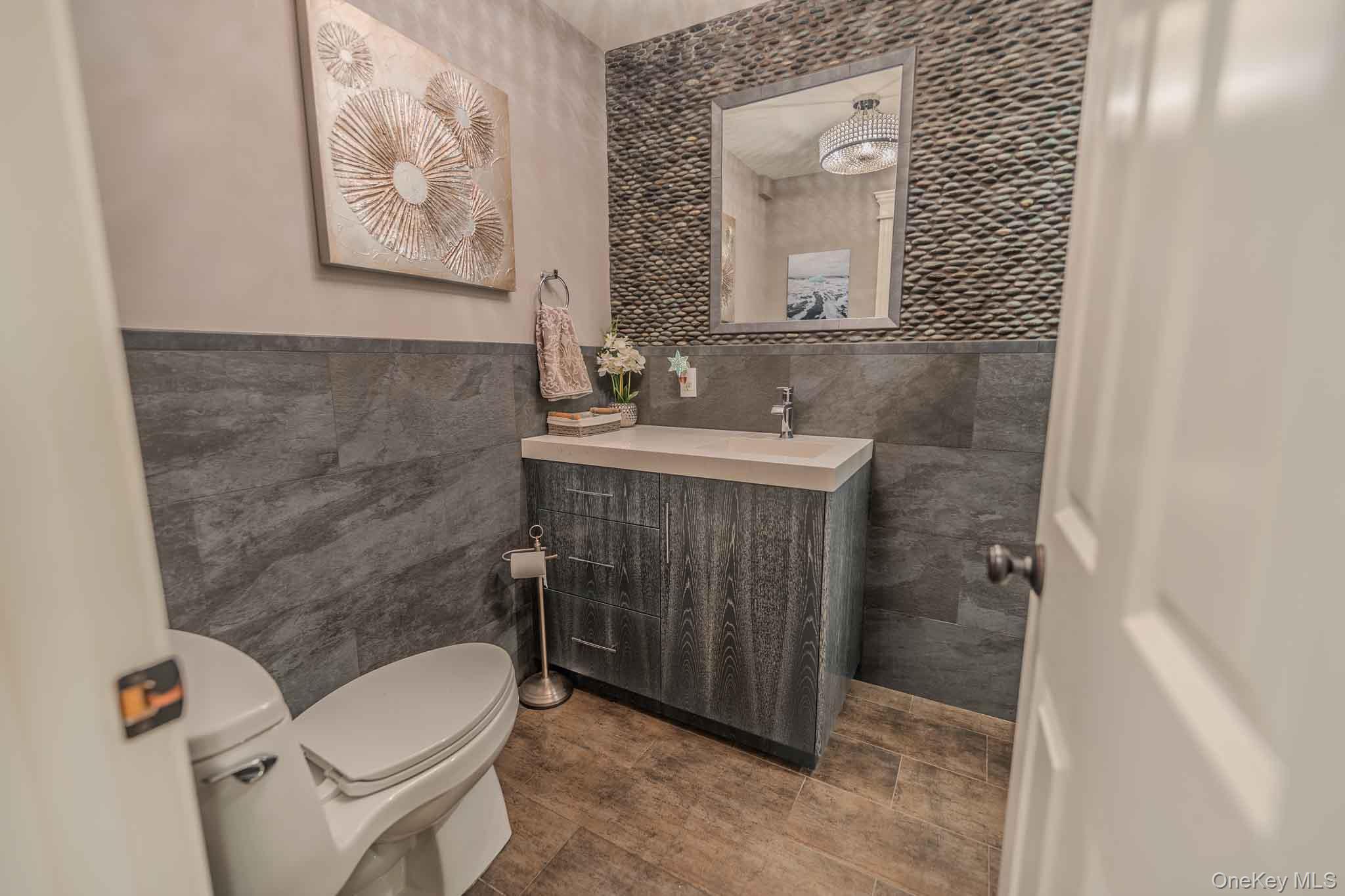 Single Family Feather Lane  Suffolk County, NY 11725, MLS-1022234-19