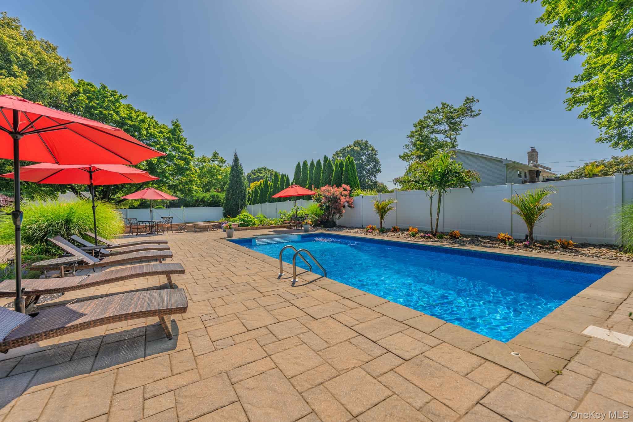 Single Family Feather Lane  Suffolk County, NY 11725, MLS-1022234-34