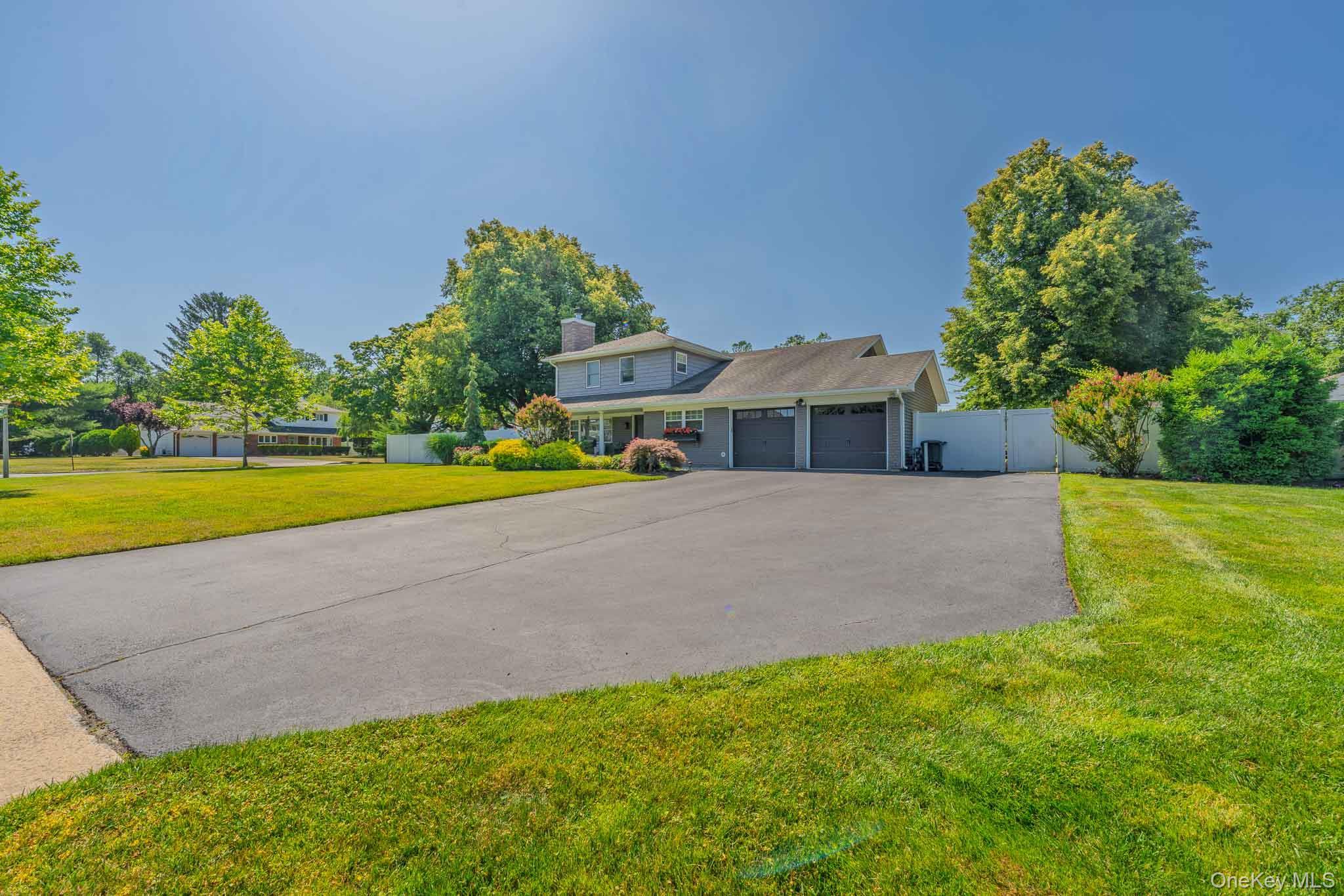 Single Family Feather Lane  Suffolk County, NY 11725, MLS-1022234-48