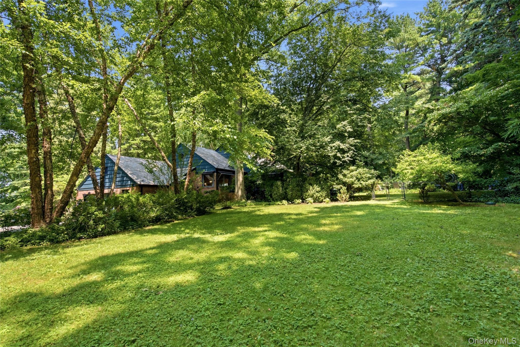 Single Family Bryant Avenue Nassau County, NY 11576, MLS-1022251-35