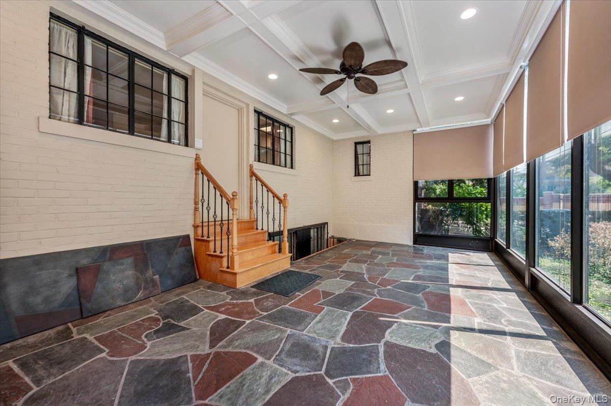 Single Family Rhinelander Avenue  Bronx, NY 10461, MLS-1022280-17