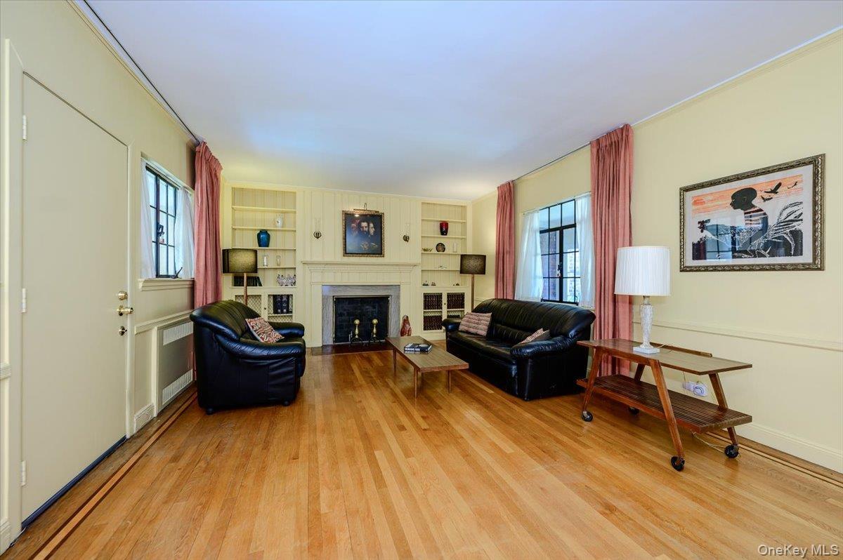 Single Family Rhinelander Avenue  Bronx, NY 10461, MLS-1022280-5