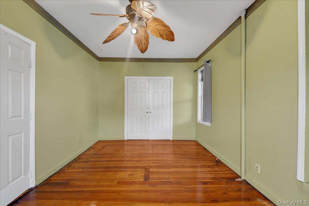 Single Family Underhill Avenue Bronx, NY 10473, MLS-1022281-9