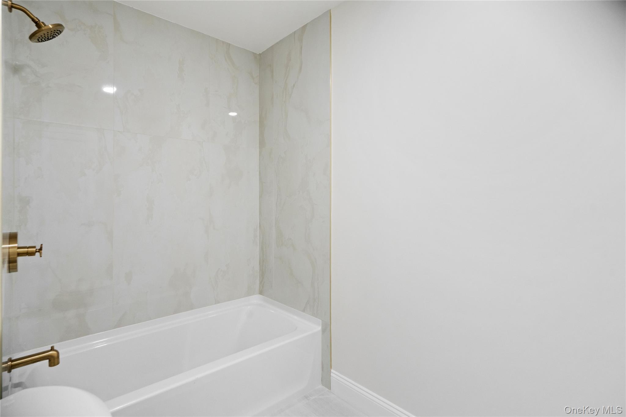 Single Family Cove Road Suffolk County, NY 11743, MLS-1022285-45