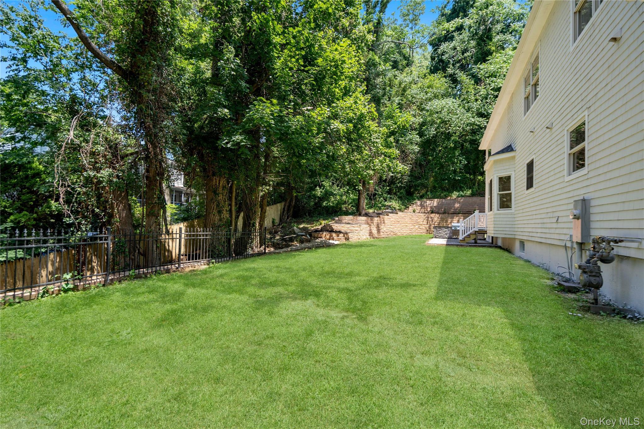 Single Family Cove Road Suffolk County, NY 11743, MLS-1022285-47