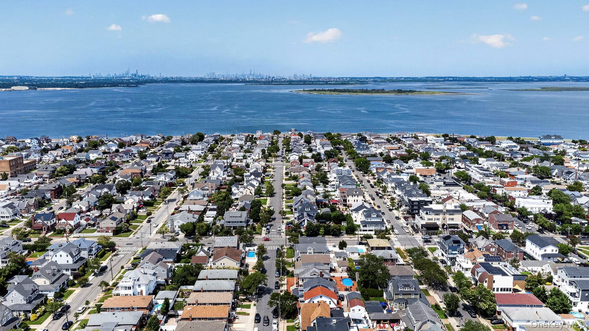 Single Family Beach 131st Street Queens, NY 11694, MLS-1022310-33