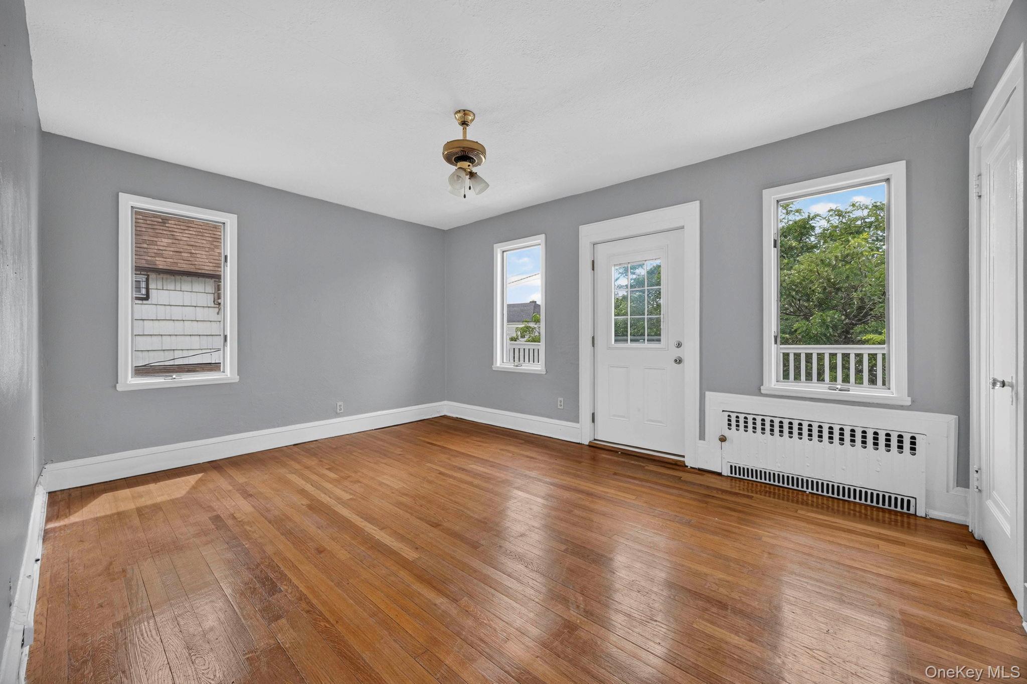 Single Family Beach 131st Street Queens, NY 11694, MLS-1022310-6