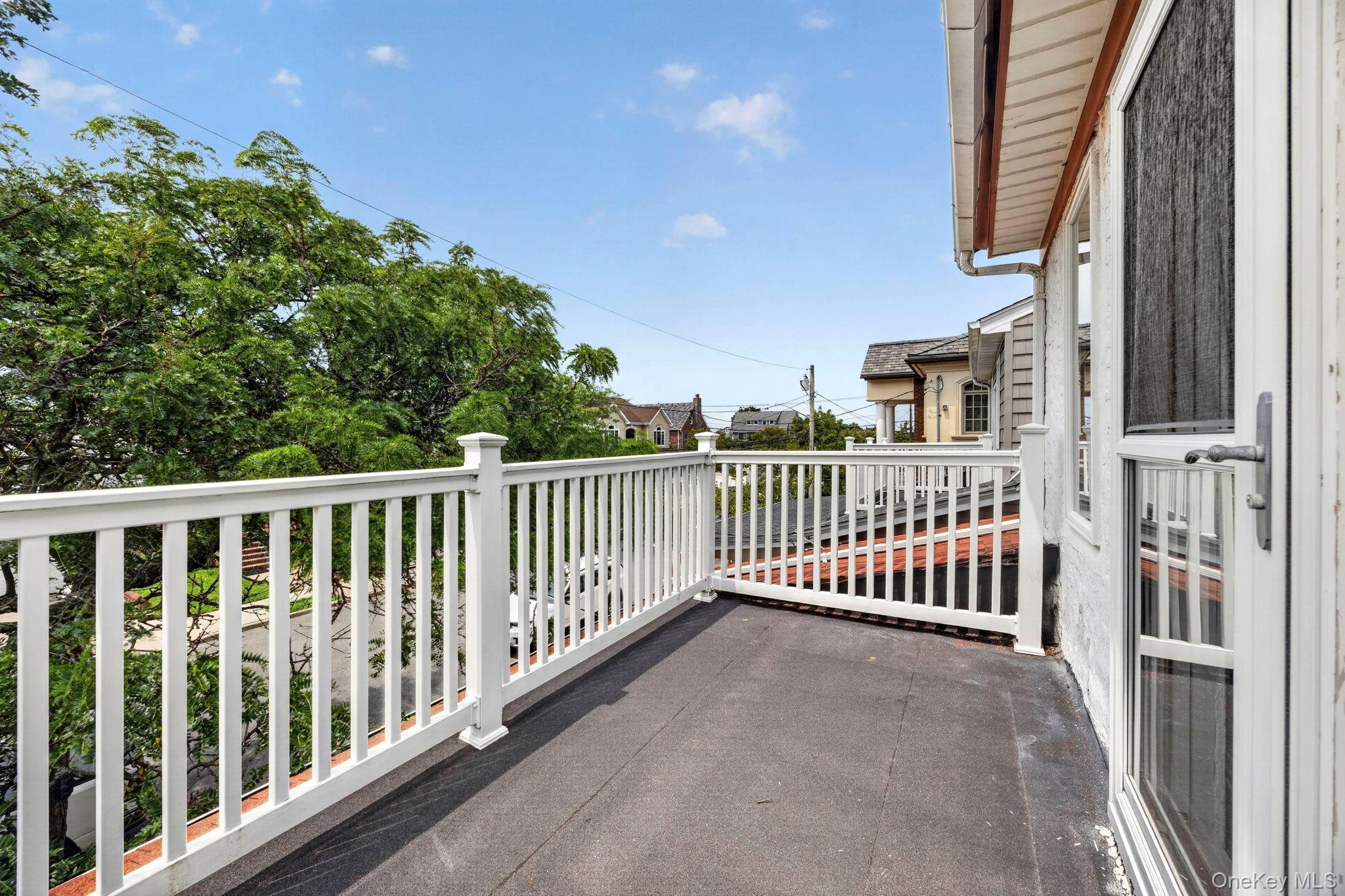 Single Family Beach 131st Street Queens, NY 11694, MLS-1022310-7
