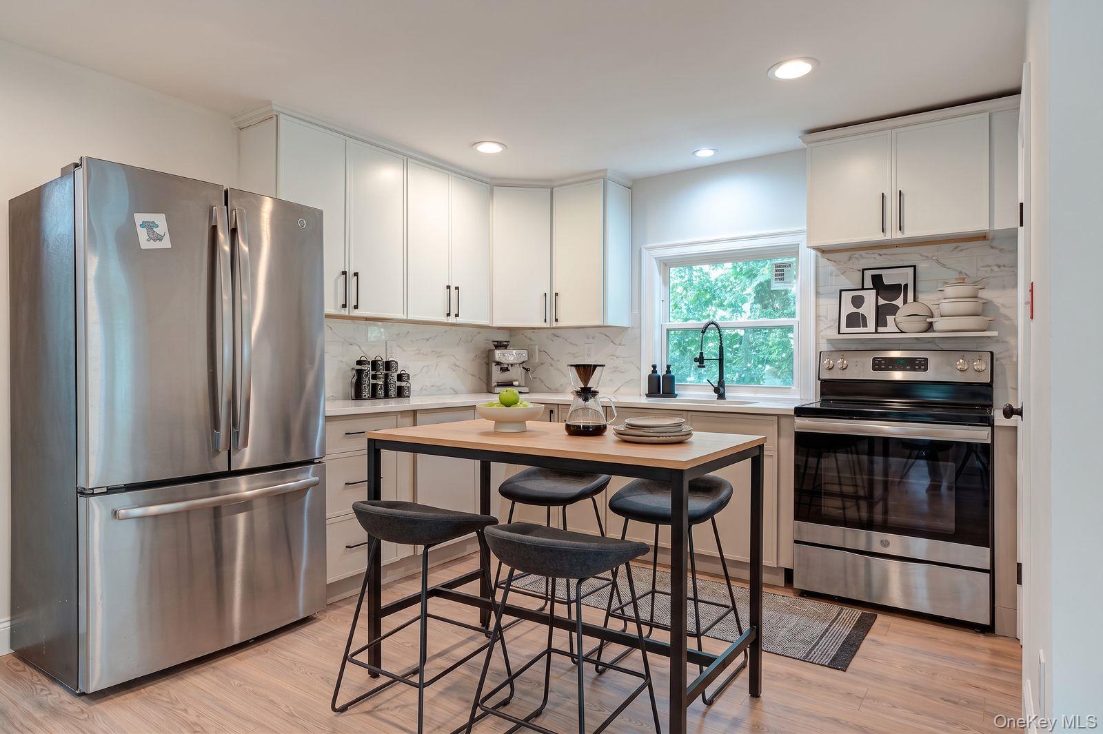 Single Family Sunset Avenue  Suffolk County, NY 11784, MLS-1022335-6