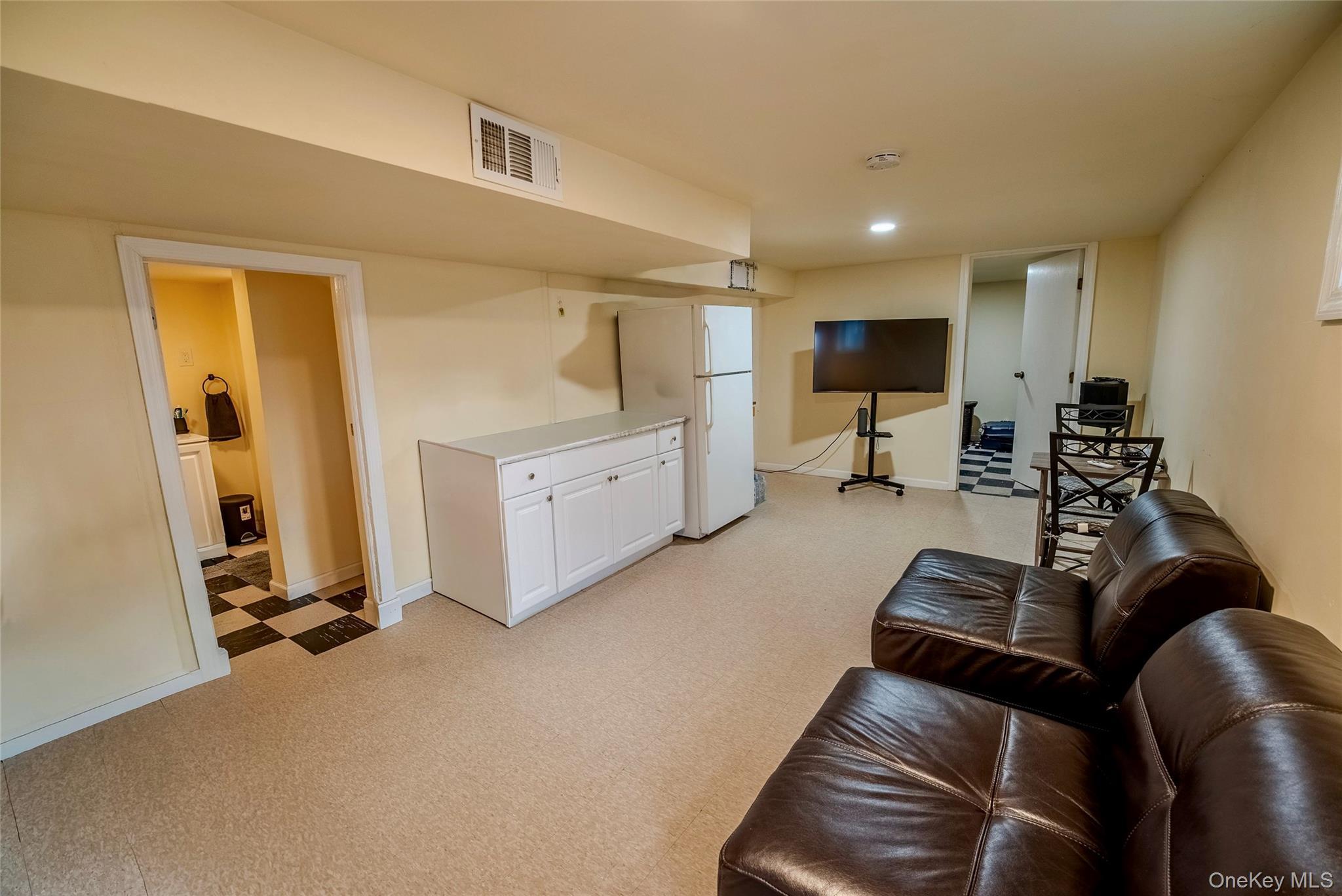 Single Family S Howell Avenue  Suffolk County, NY 11738, MLS-1022337-28
