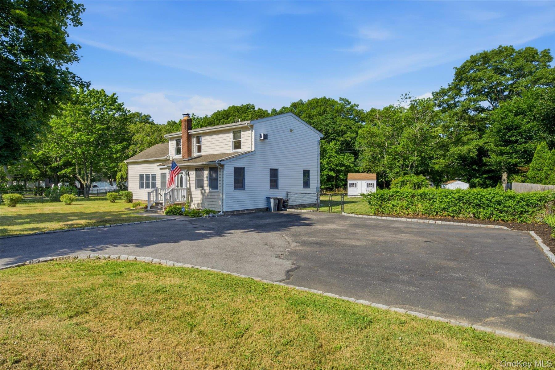 Single Family Miller Place Road  Suffolk County, NY 11764, MLS-1022346-37