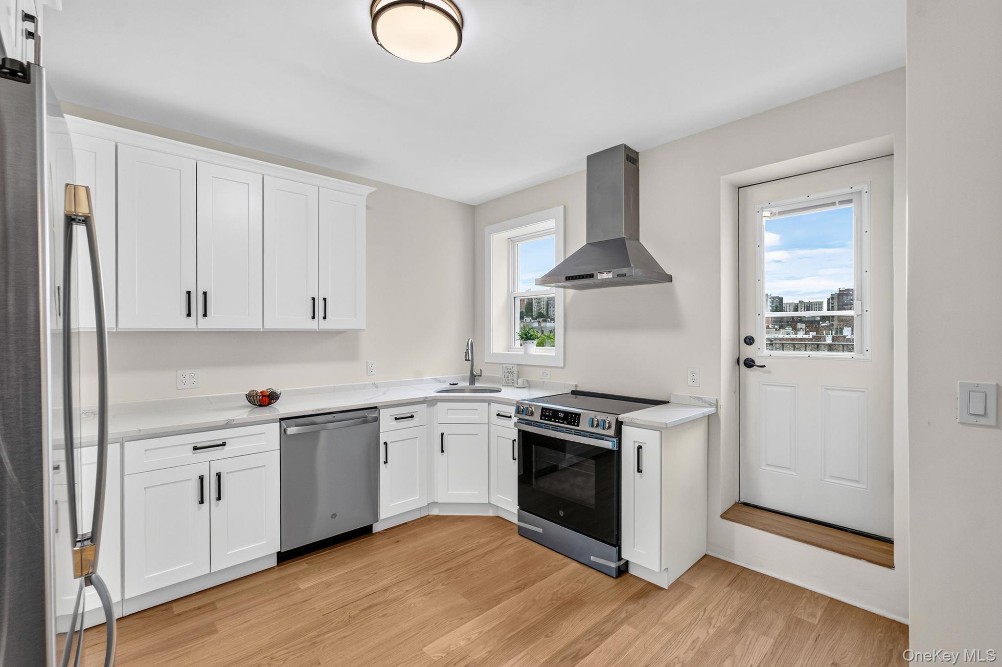 Single Family Wadsworth Avenue Manhattan, NY 10040, MLS-1022347-34
