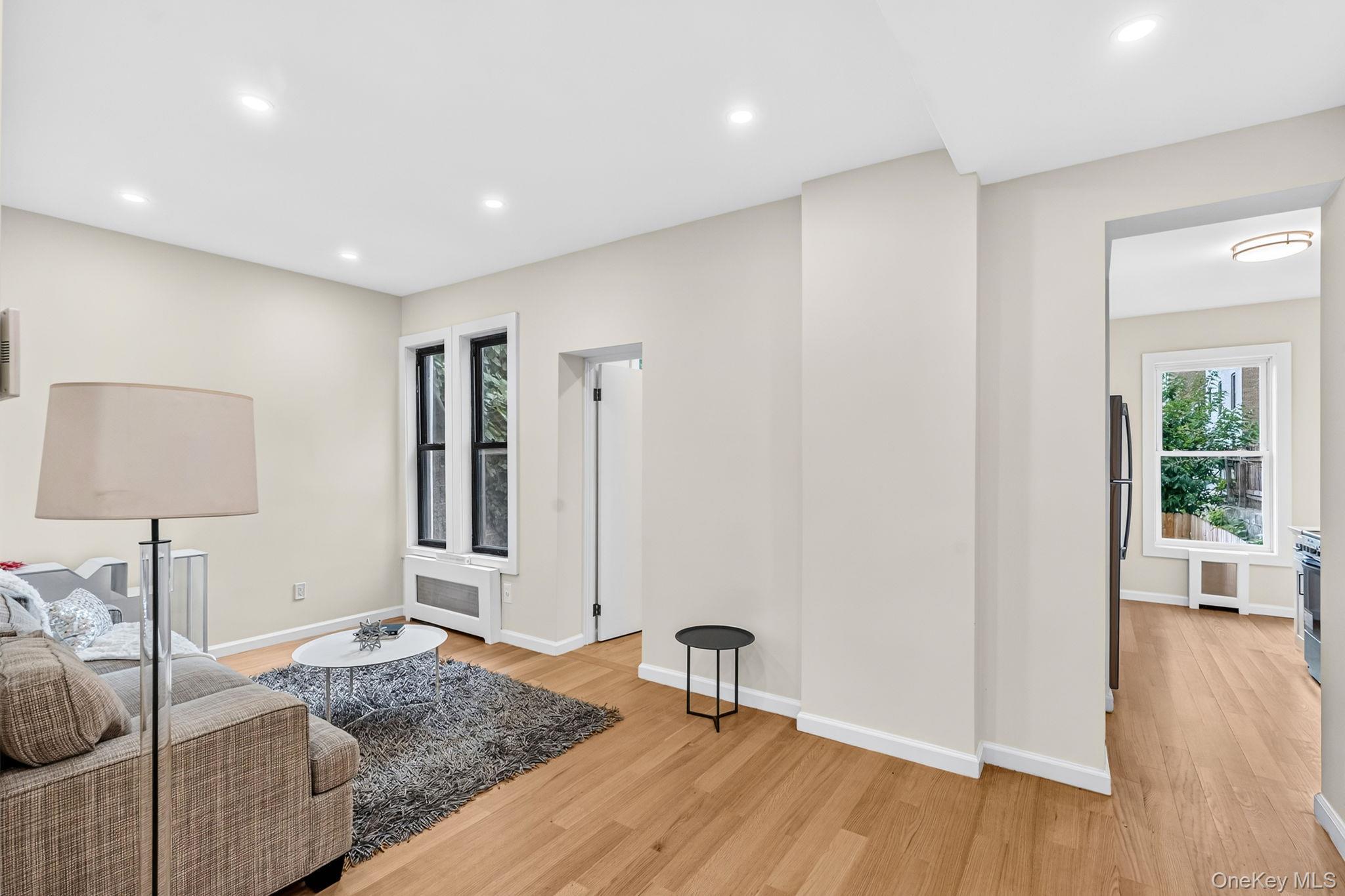 Single Family Wadsworth Avenue Manhattan, NY 10040, MLS-1022347-4