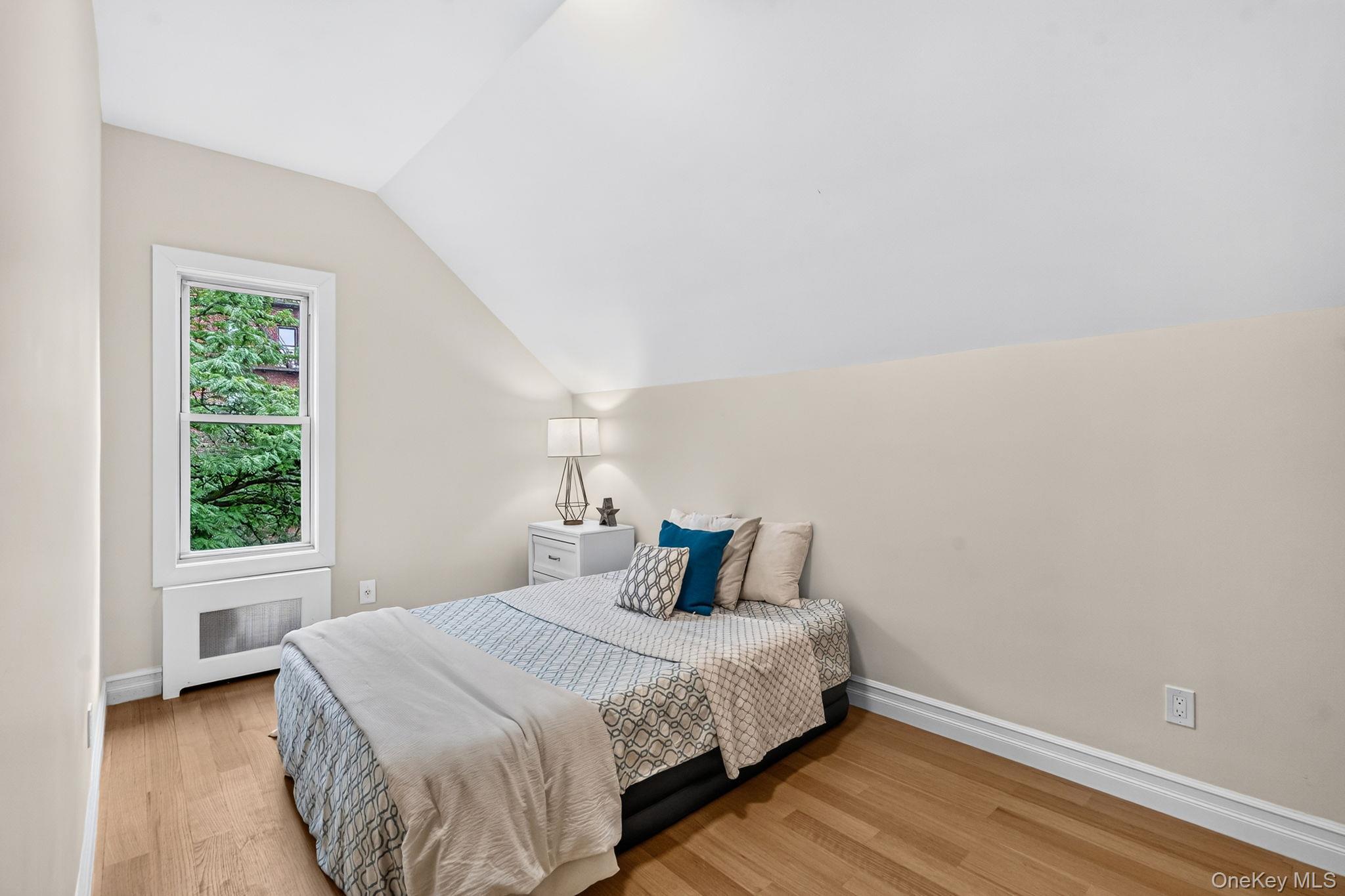 Single Family Wadsworth Avenue Manhattan, NY 10040, MLS-1022347-42