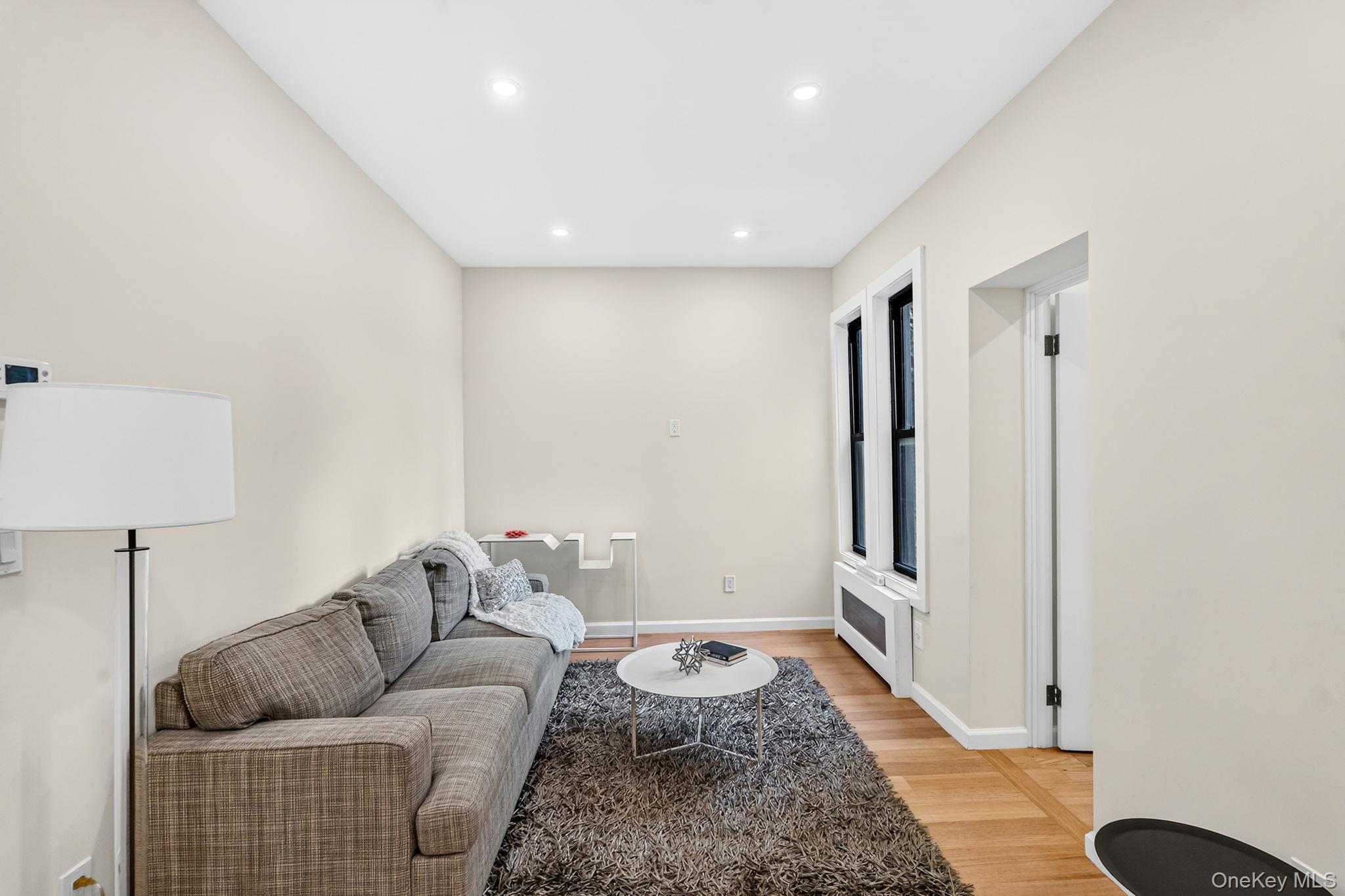 Single Family Wadsworth Avenue Manhattan, NY 10040, MLS-1022347-5