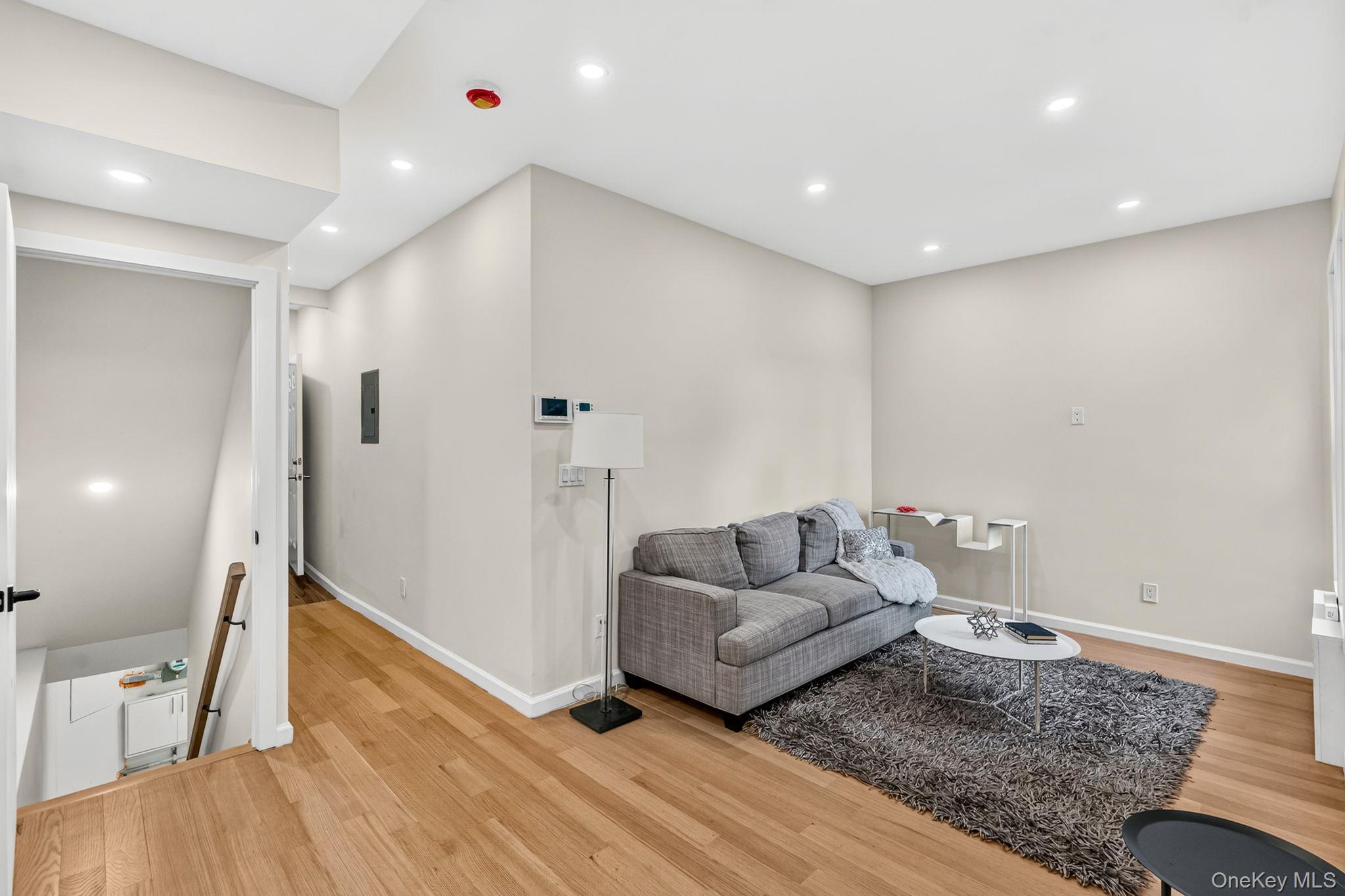 Single Family Wadsworth Avenue Manhattan, NY 10040, MLS-1022347-7