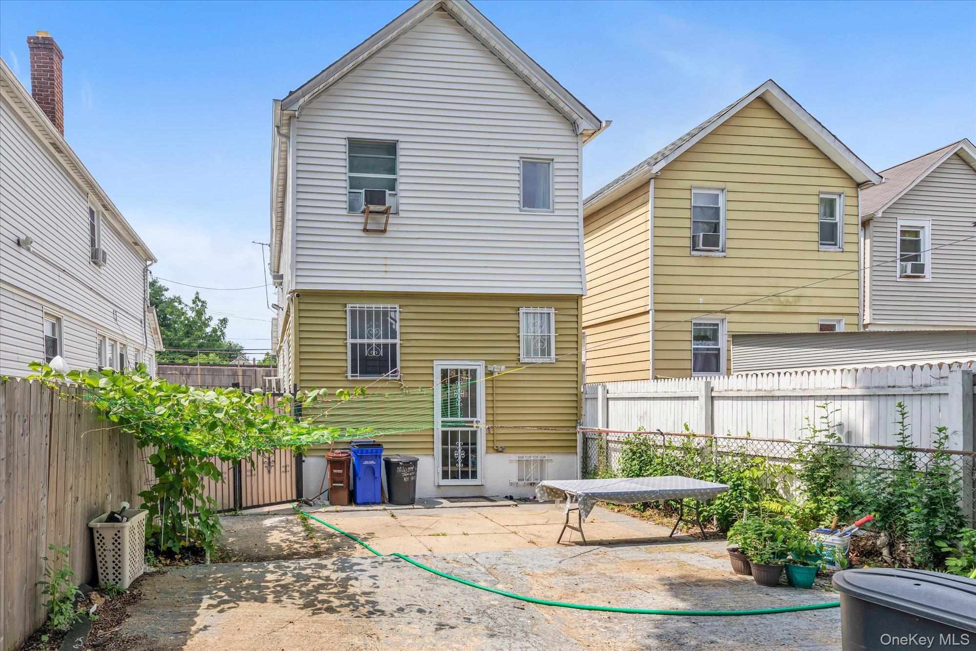 Single Family 159th Street  Queens, NY 11433, MLS-1022392-14