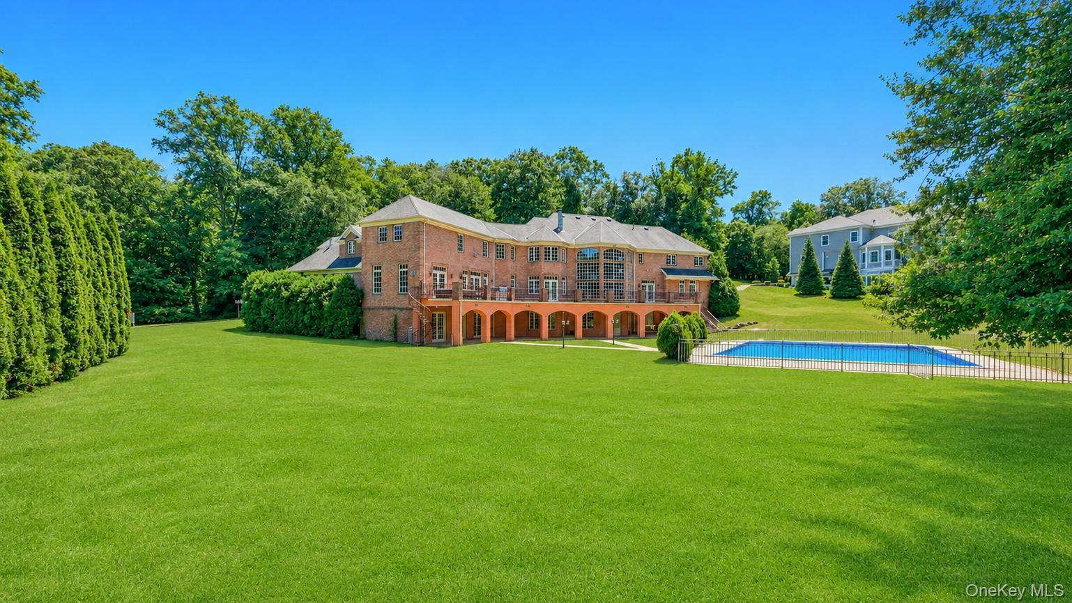 Single Family Oyster Bay Road  Nassau County, NY 11560, MLS-1022418-5