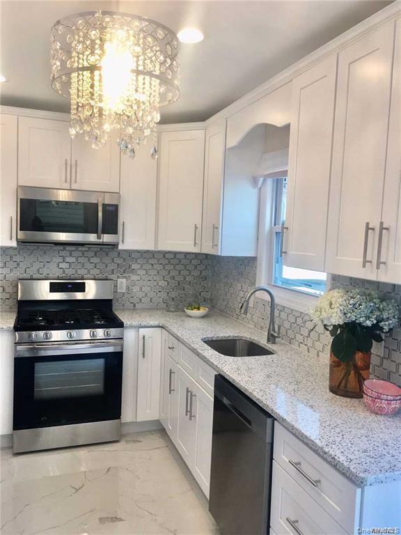 Single Family Haven Avenue Nassau County, NY 11580, MLS-1022436-4