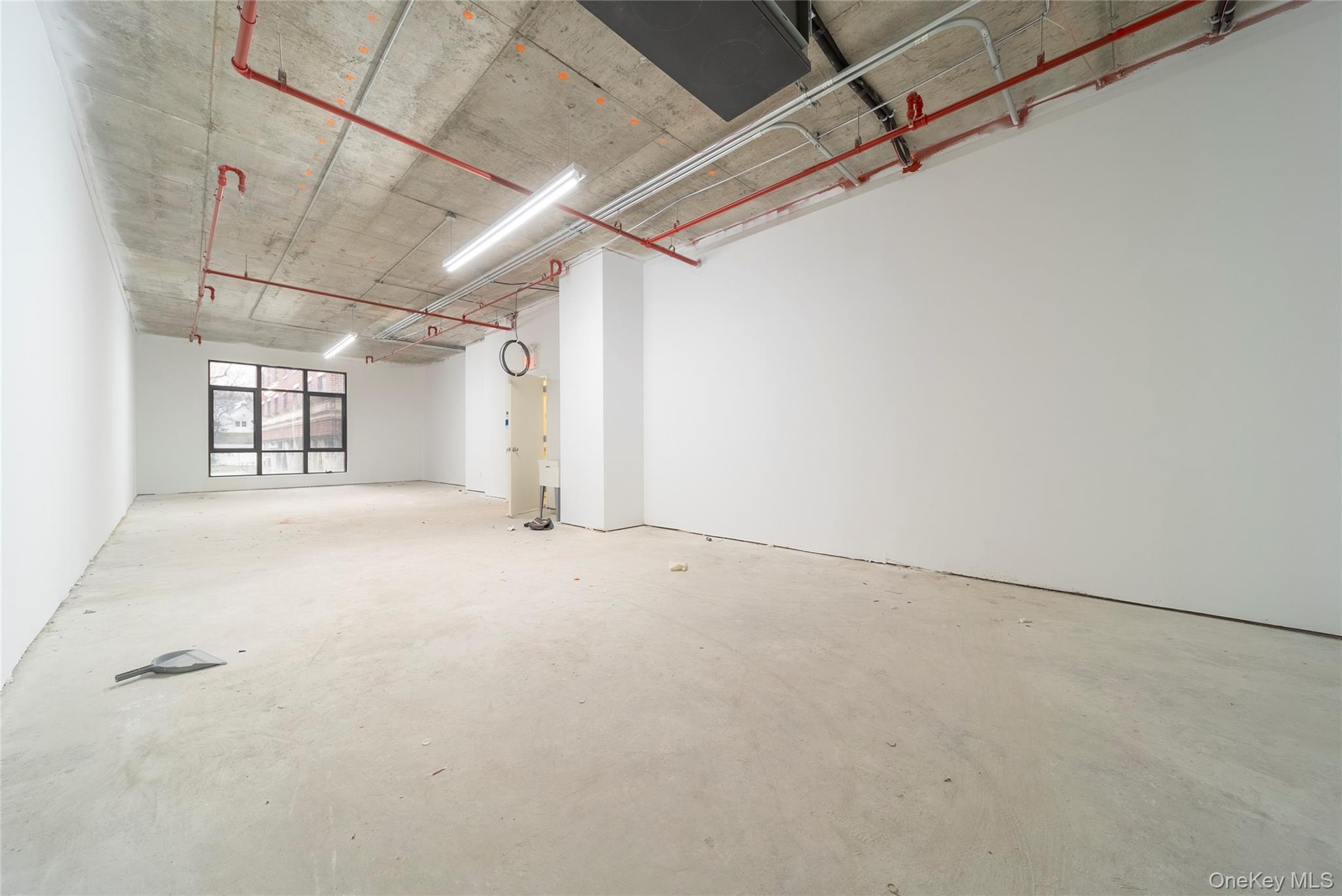 Commercial Lease Queens Boulevard  Queens, NY 11415, MLS-1022439-2
